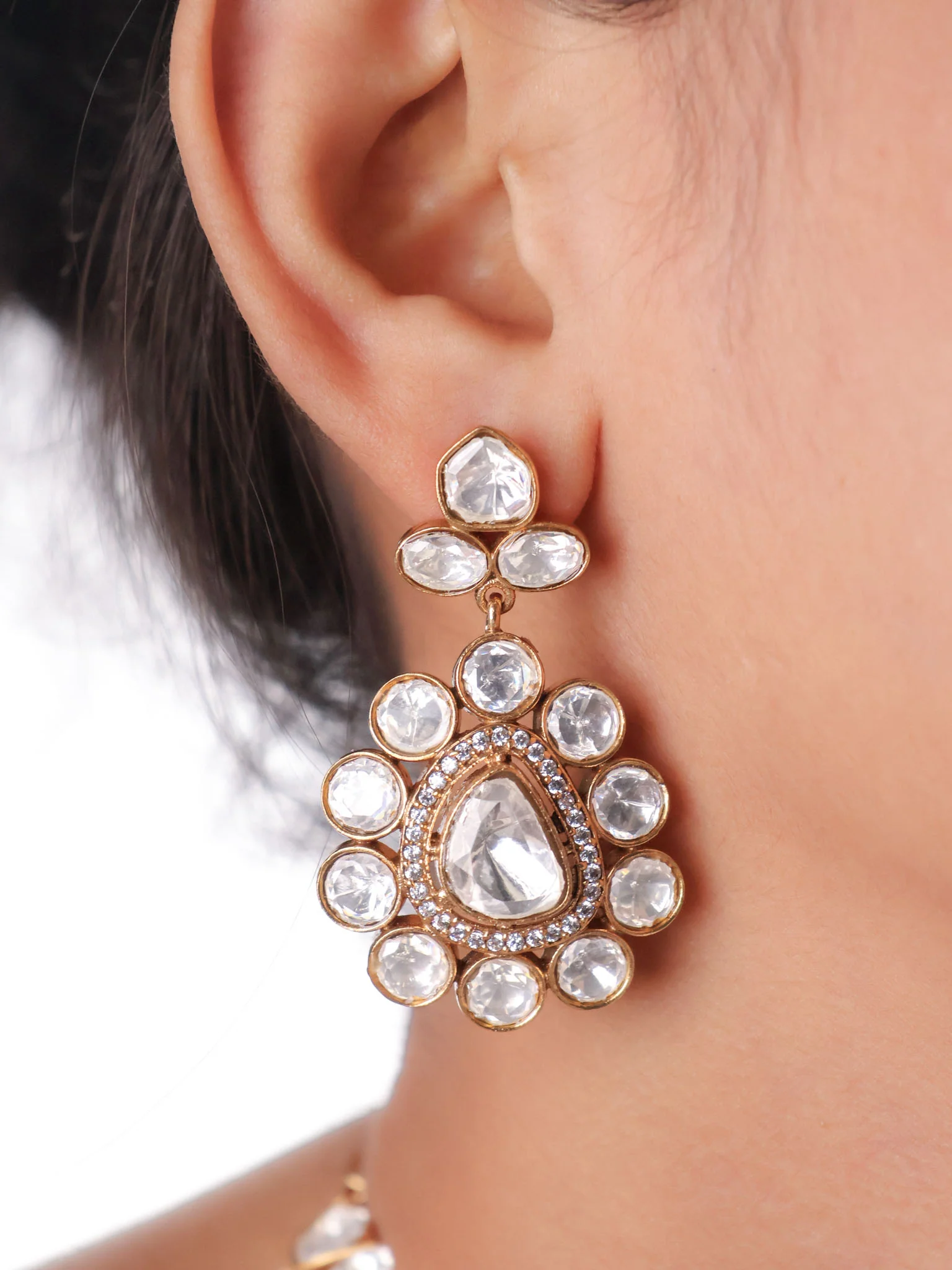 Noor-E-Nazakat Kundan Choker - Image 3