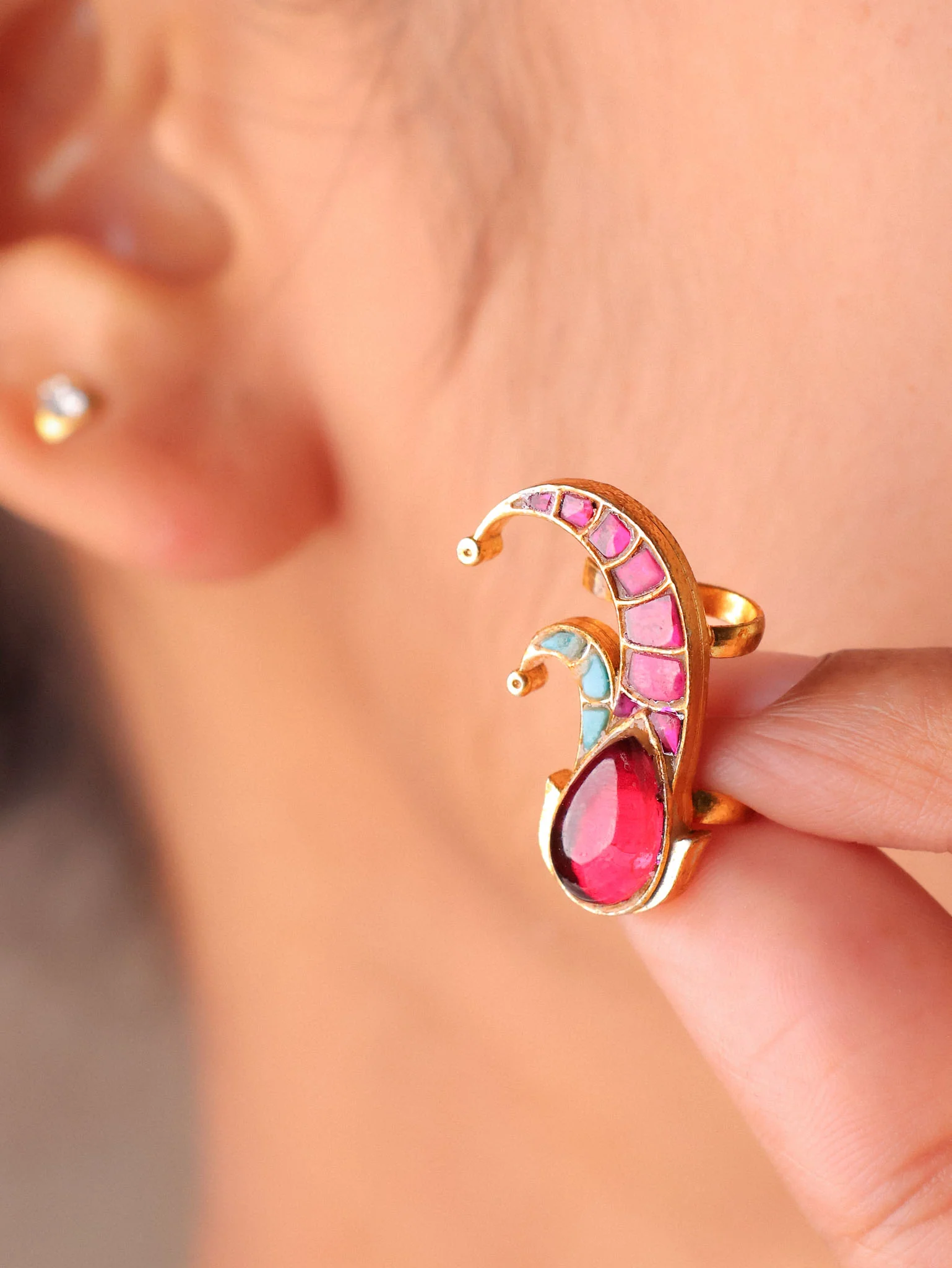 Noor Ear Cuff - Image 3