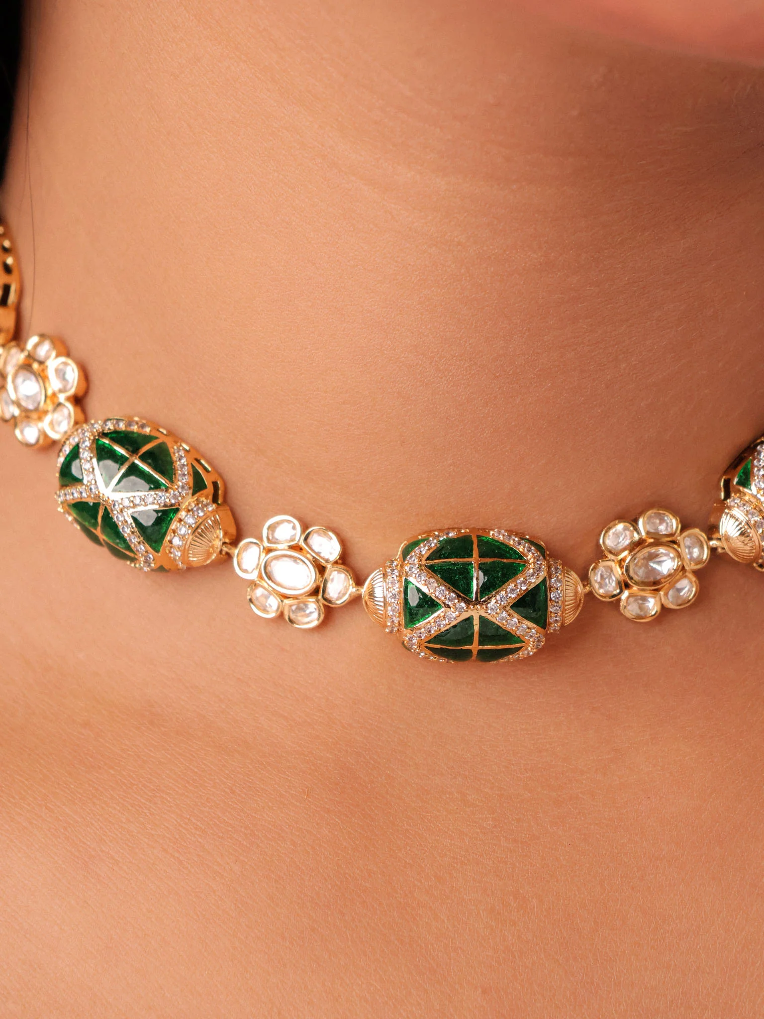 Noorie Enamel Oval Choker Set - Image 2