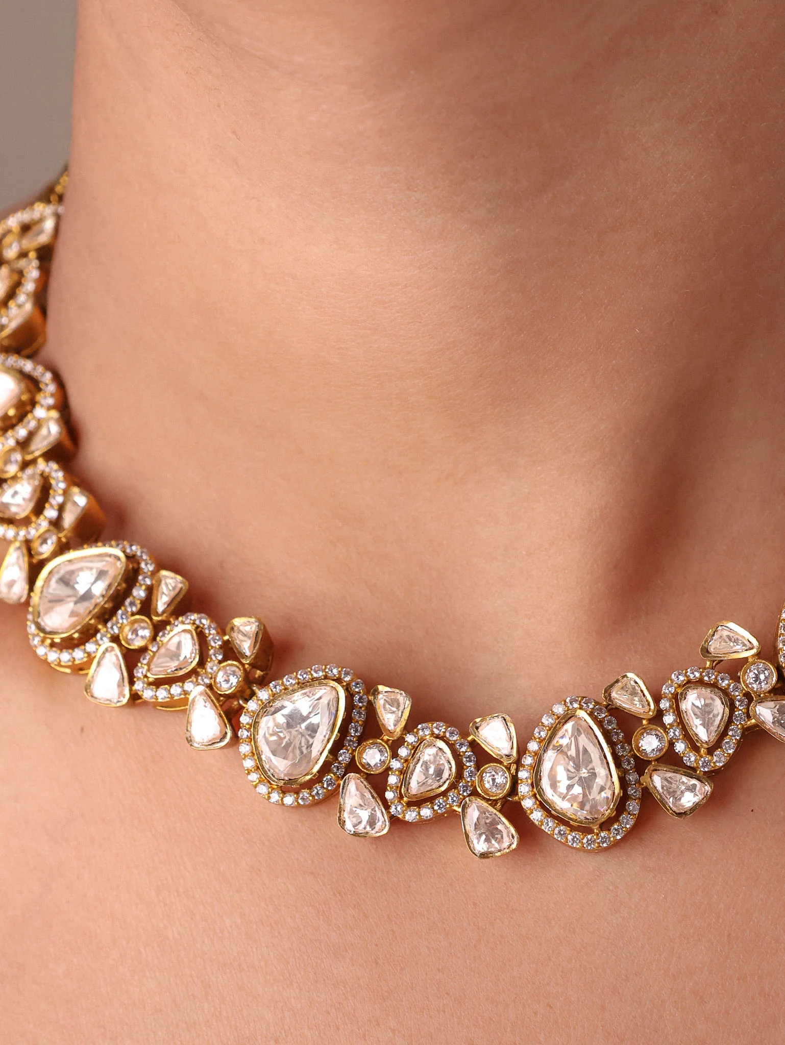 Nooré Royale Polki Moissanite Necklace Set - Image 2