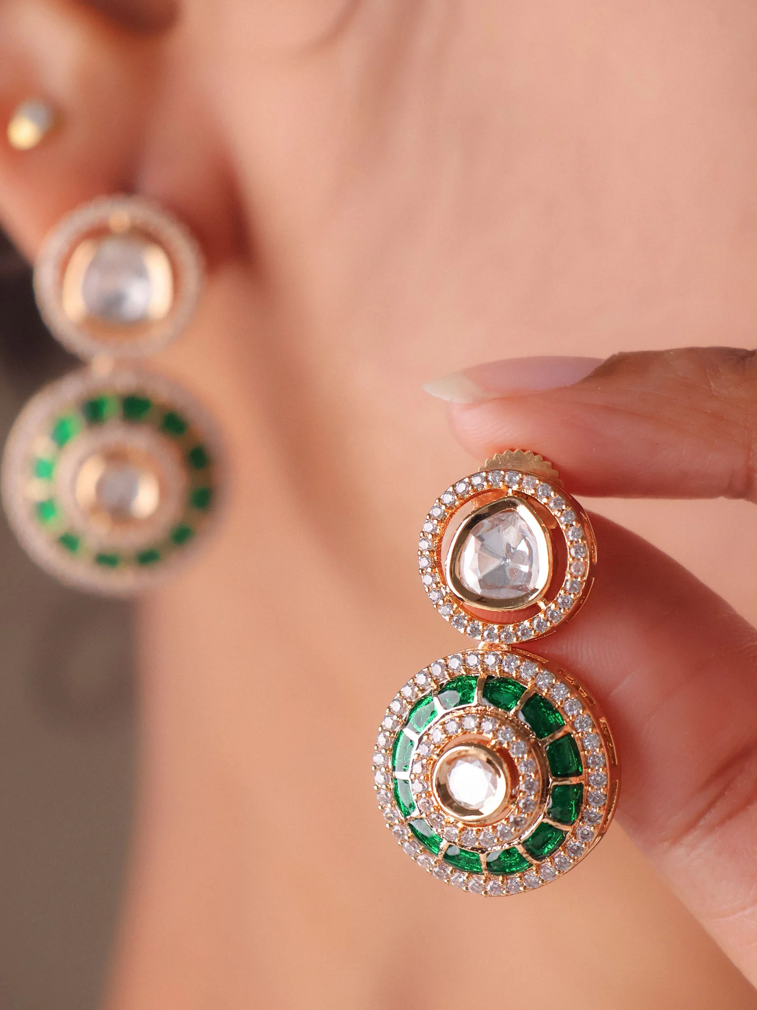 Nooreh  Pendant Set - Image 4