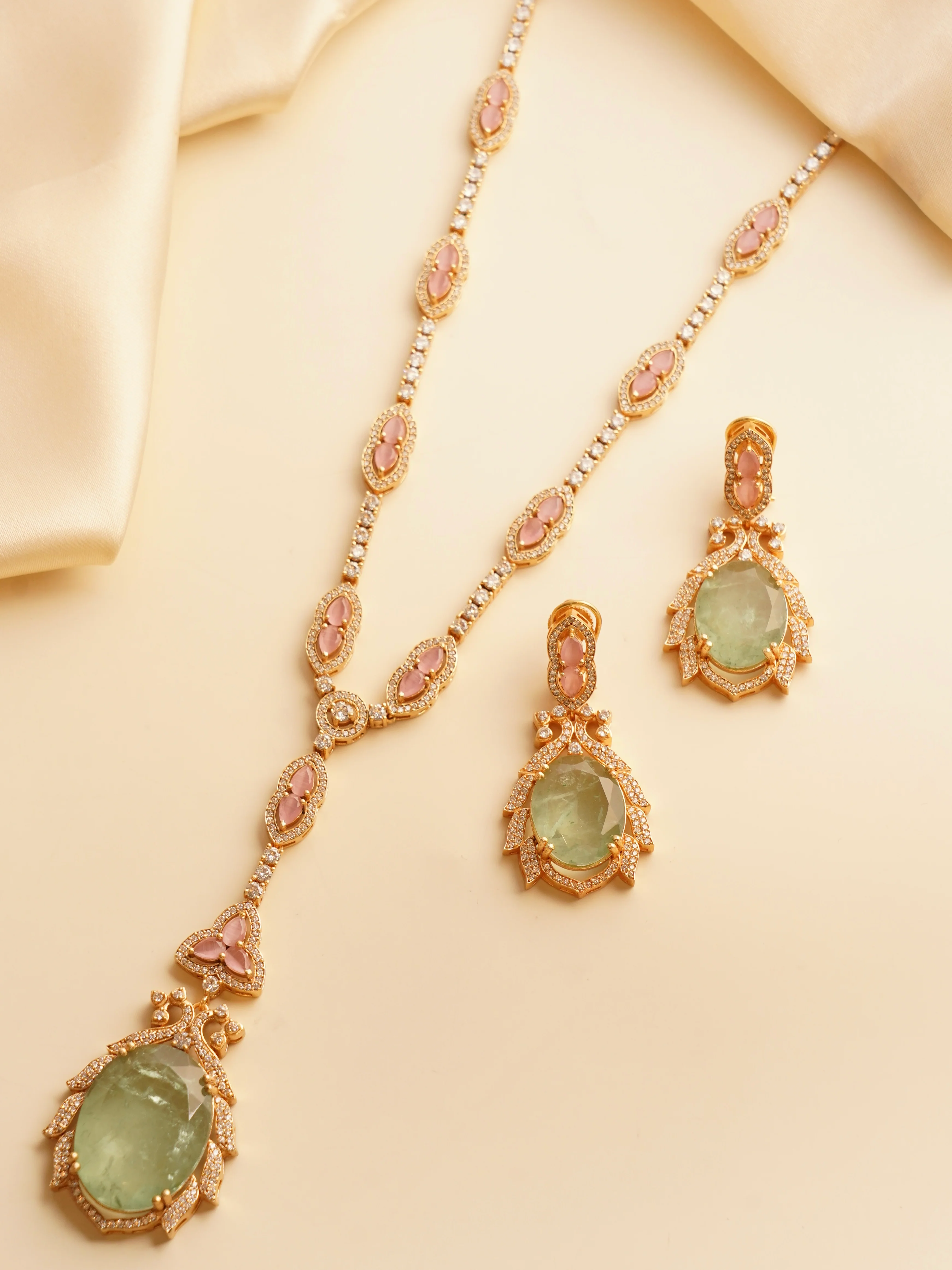 Noorie Statement Necklace Set - Image 4