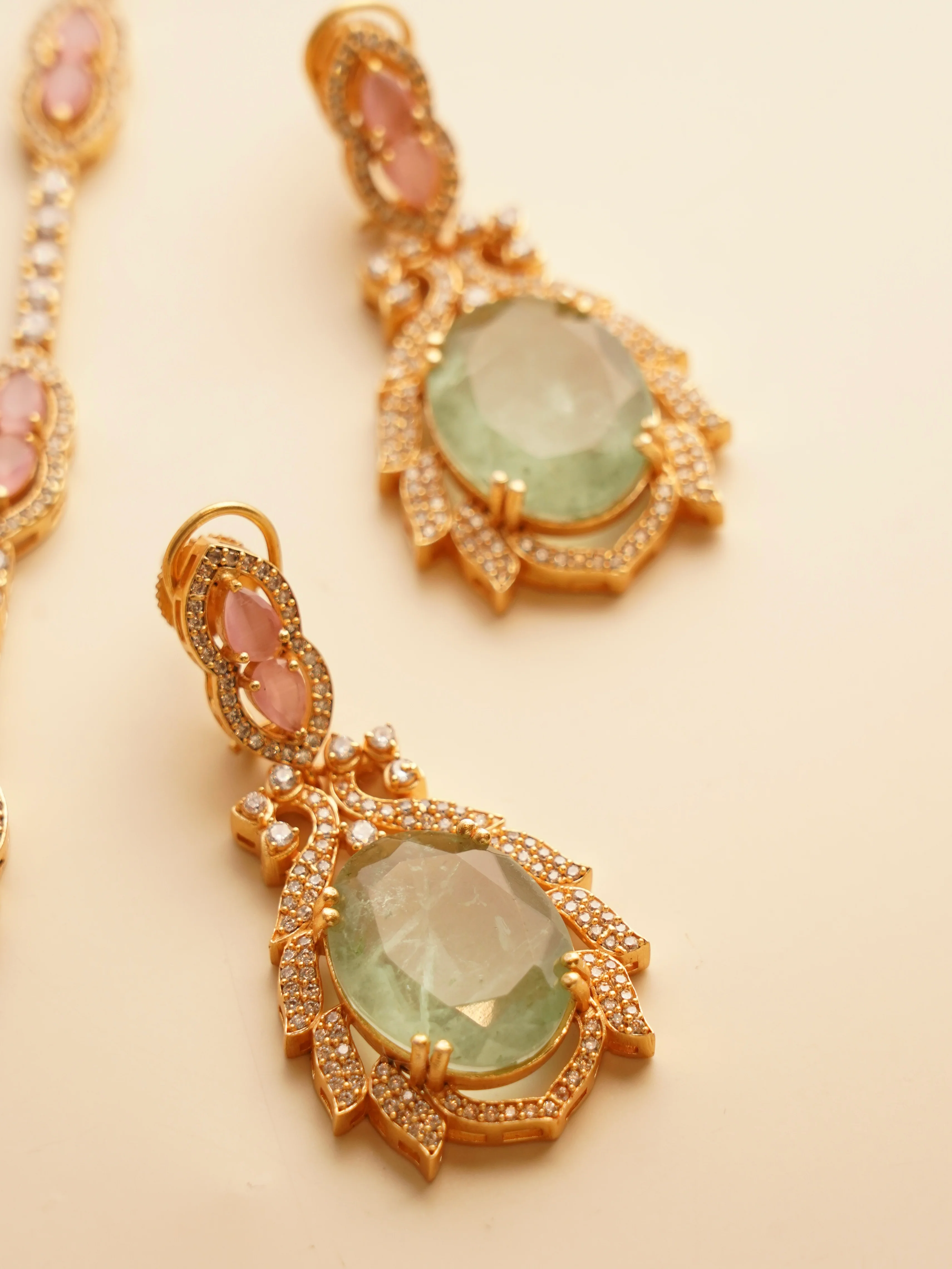 Noorie Statement Necklace Set - Image 9