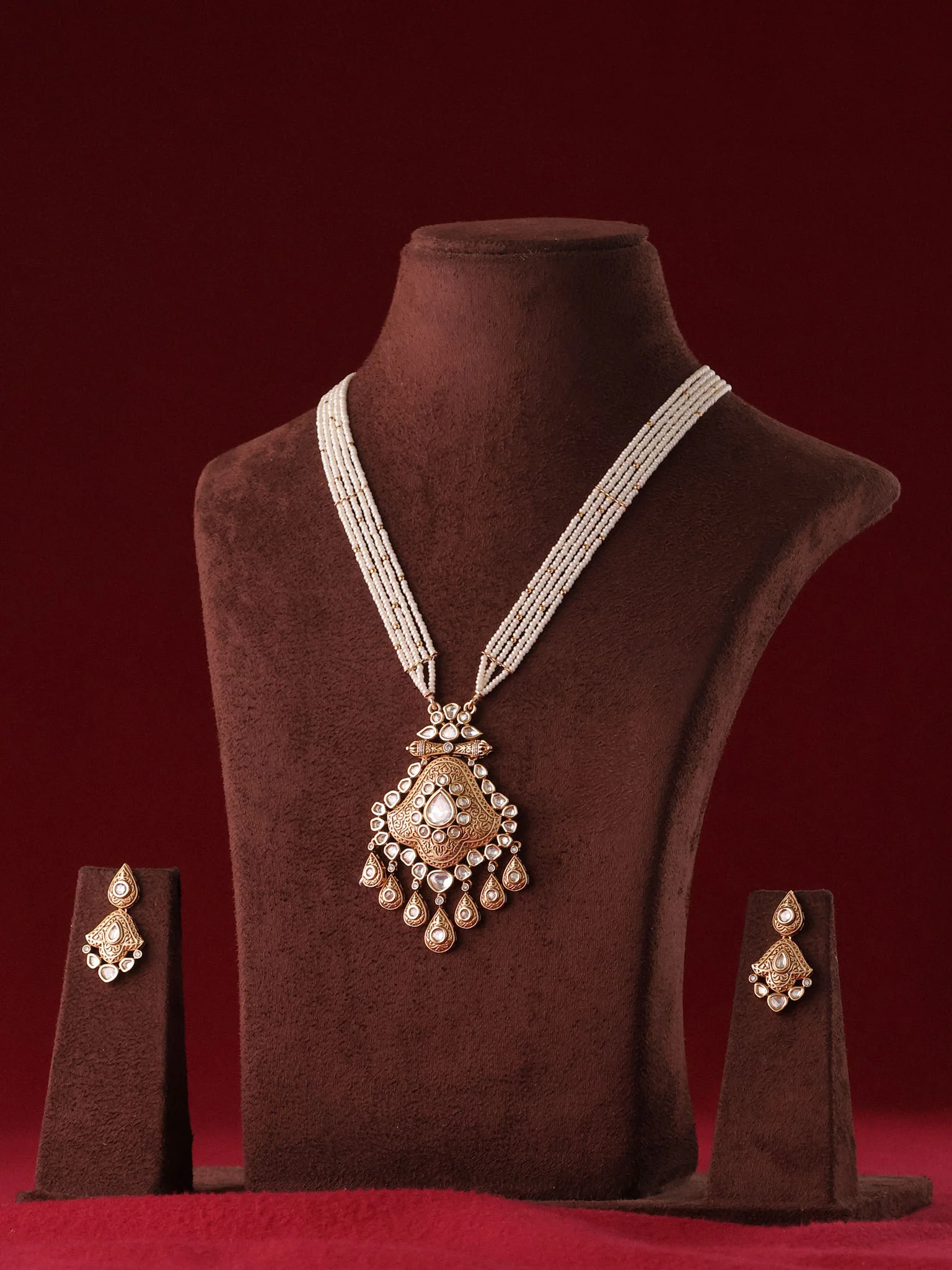 Noorika Heritage Pearl Polki Set