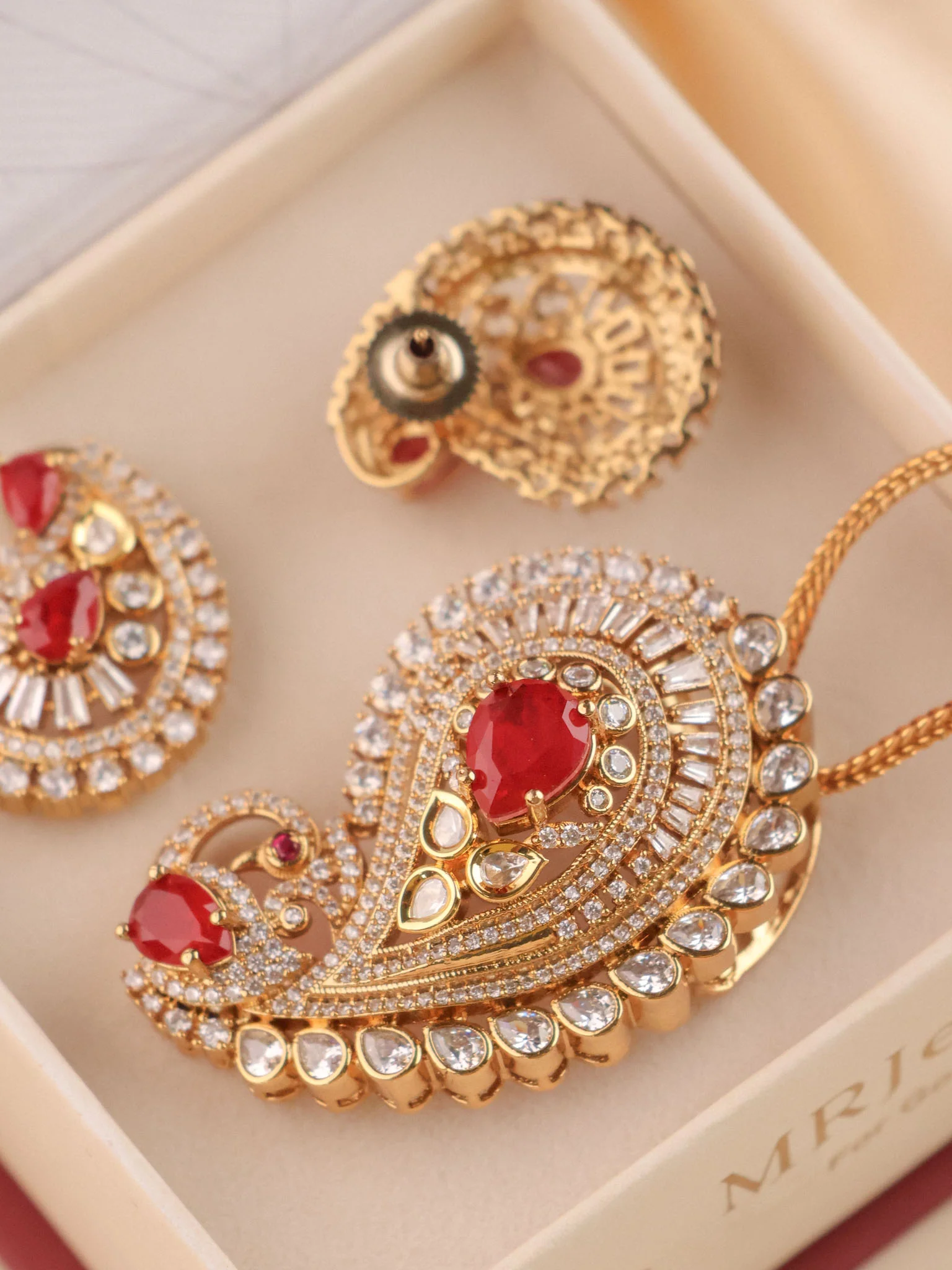 Paisley Polki Pendant Set - Image 3