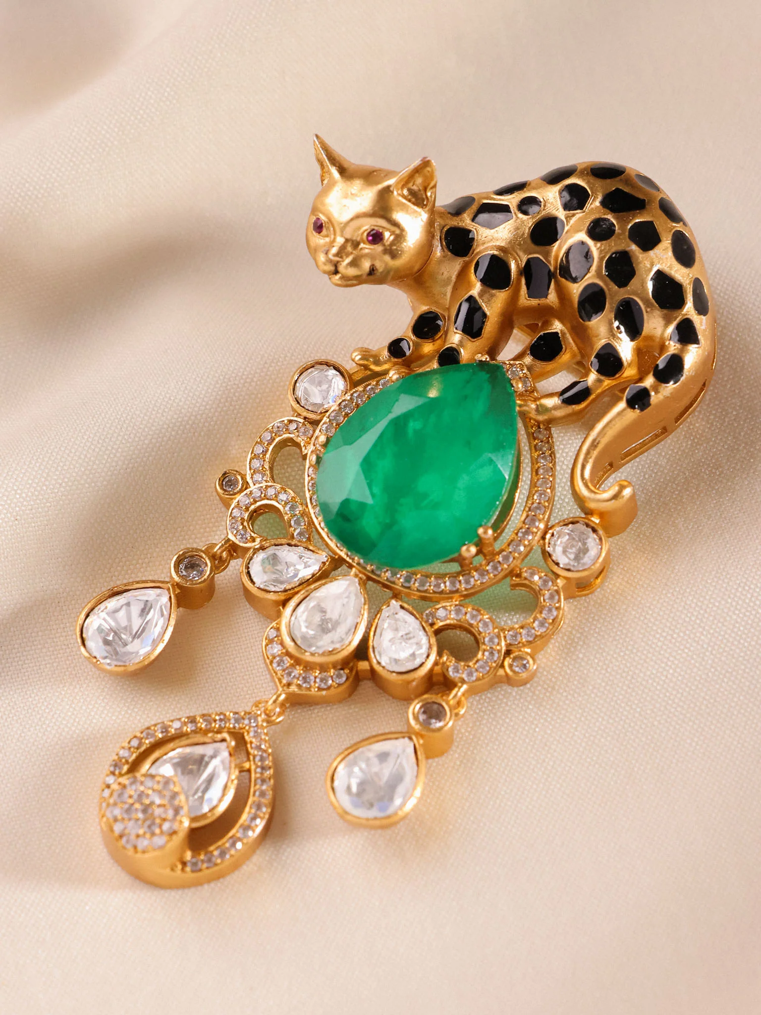 Panther Royale Gemstone Brooch - Image 5