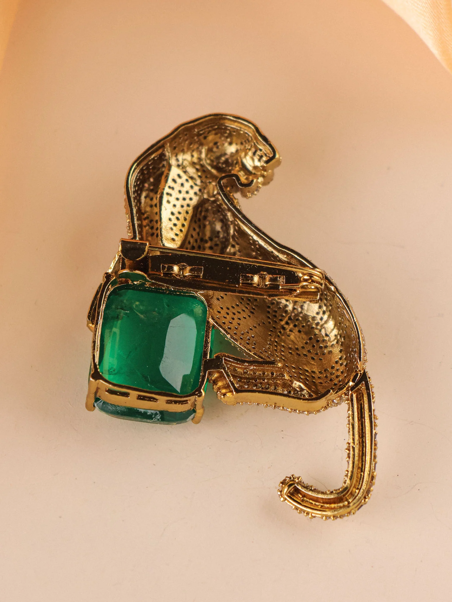 Panther Statement Brooch - Image 4