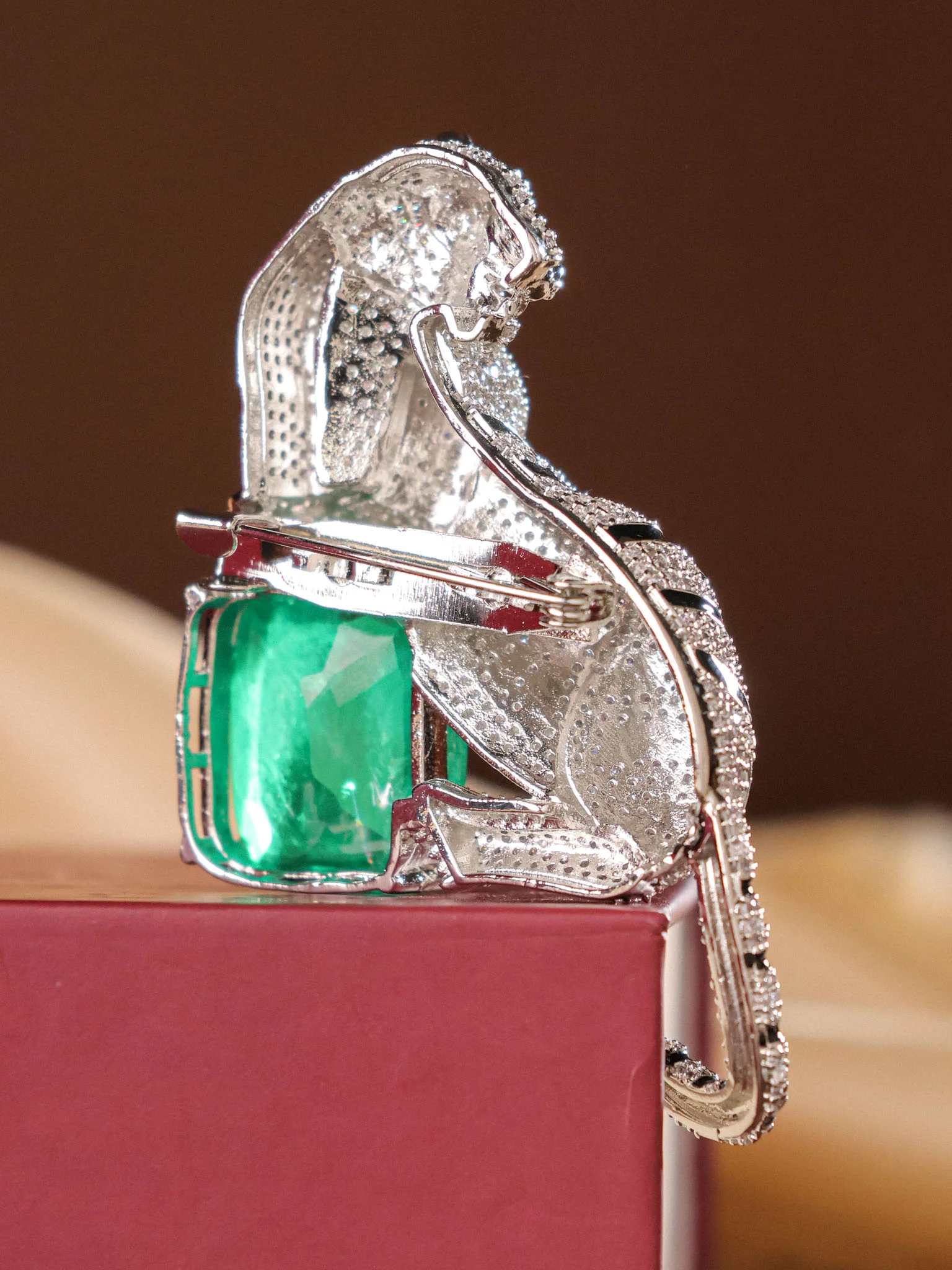 Panther Statement Brooch - Image 6