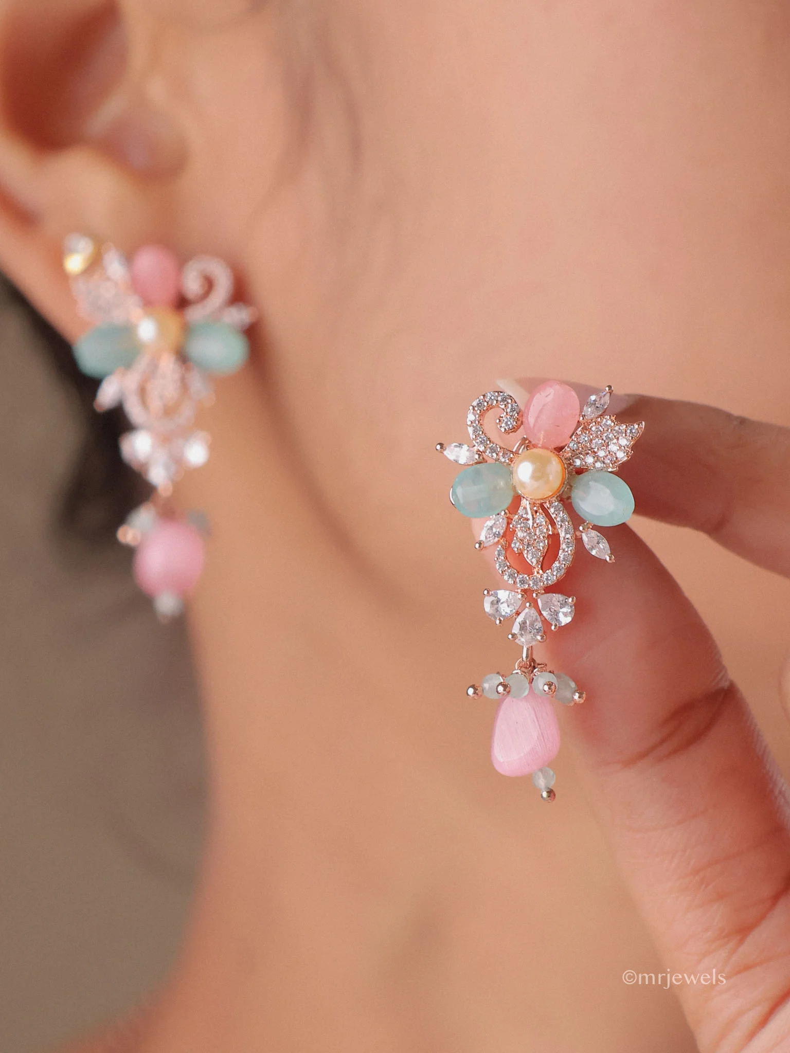 Pastel Blossom Necklace Set - Image 4