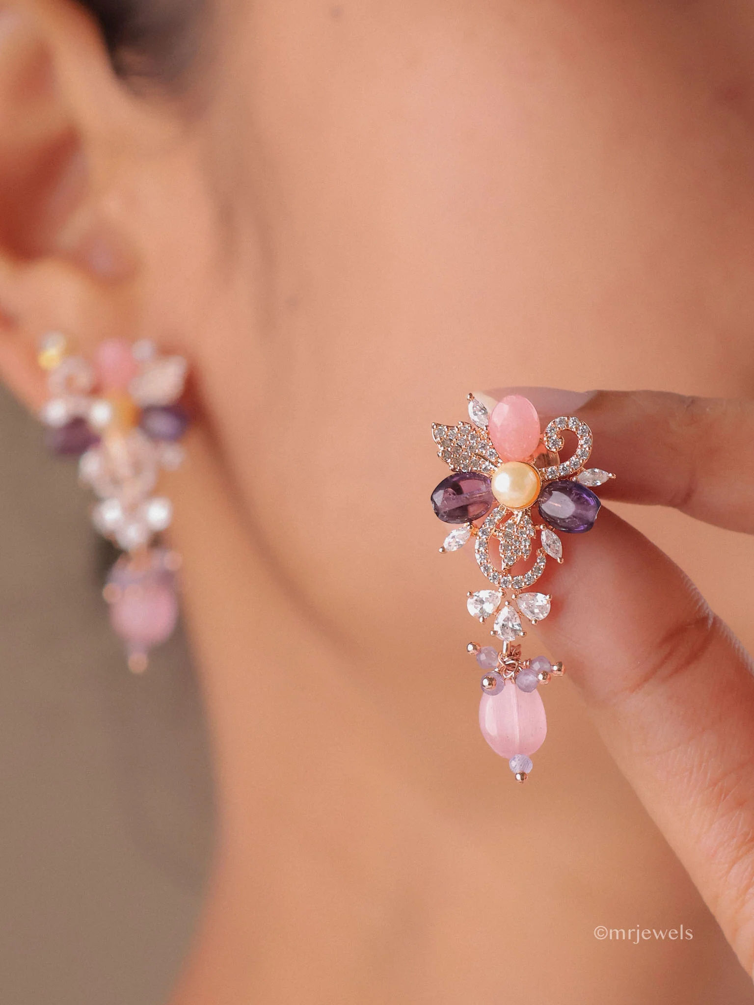 Pastel Blossom Necklace Set - Image 8