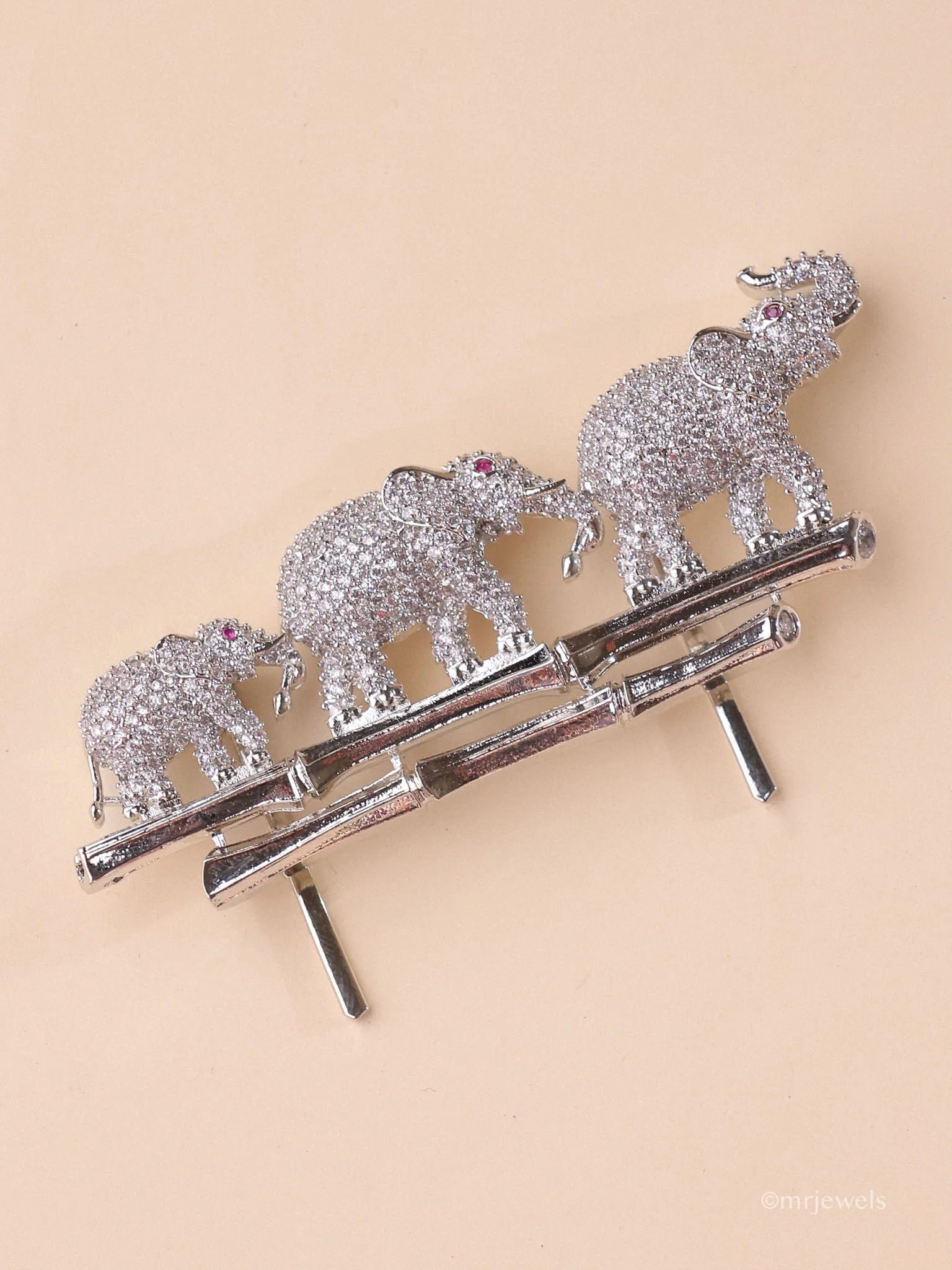 Pavé Elephant Brooch for Men's Suits - Image 2