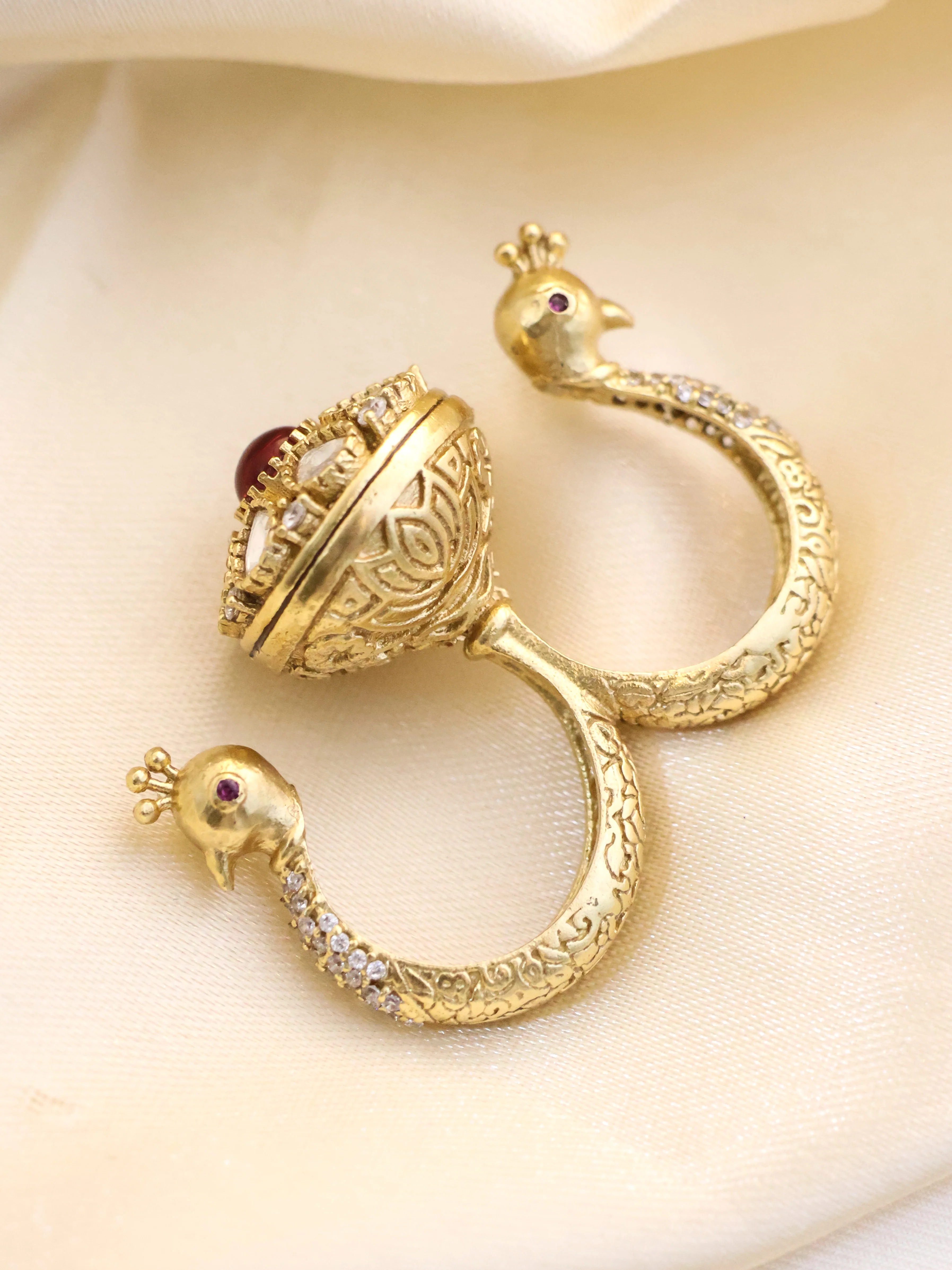 Peacock Dual-Finger Statement Ring