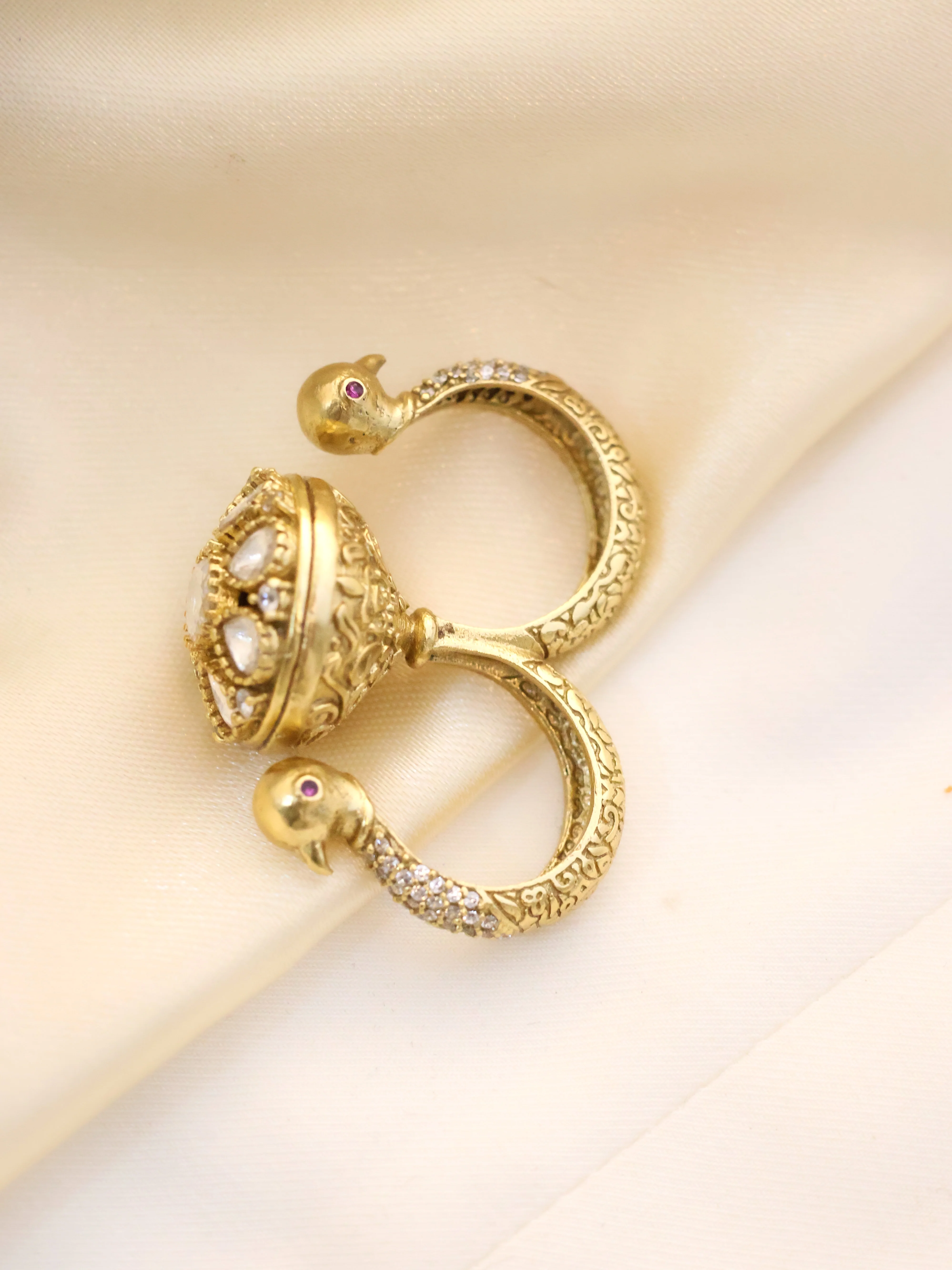 Peacock Dual-Finger Statement Ring - Image 3