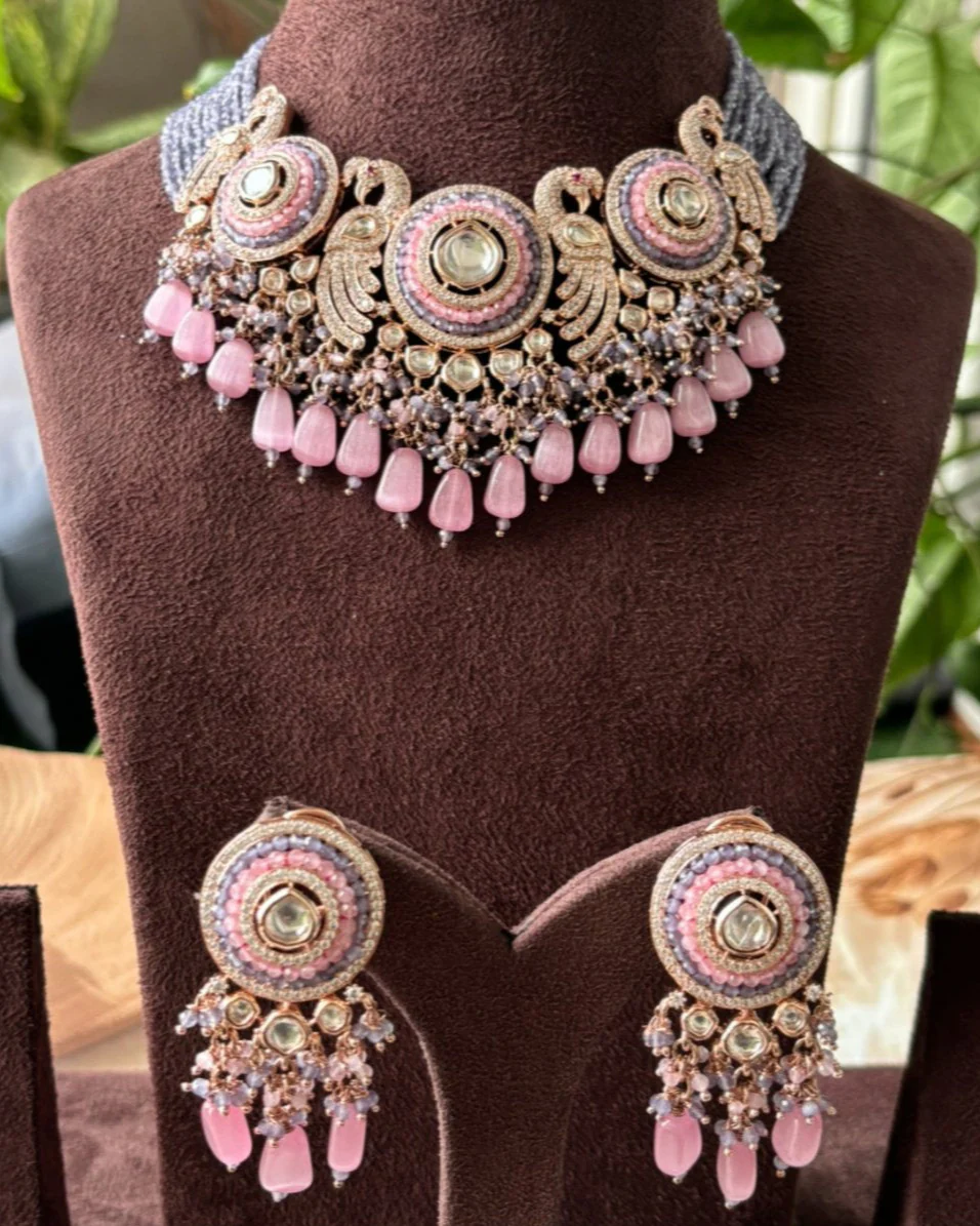 Peacock Radiance Luxe Necklace Choker Set with matching earrings - Image 8