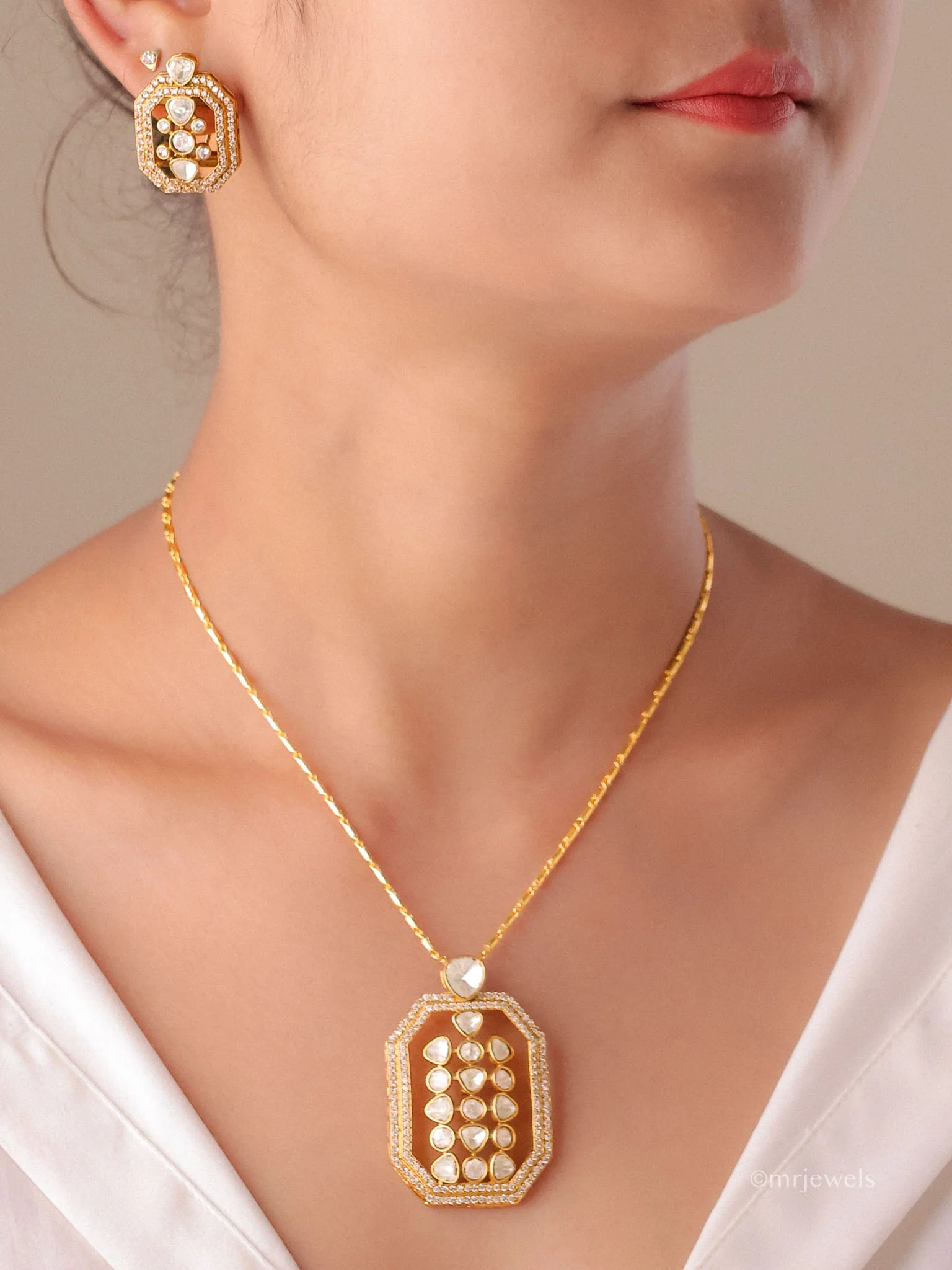 Elara Polki Pendant set
