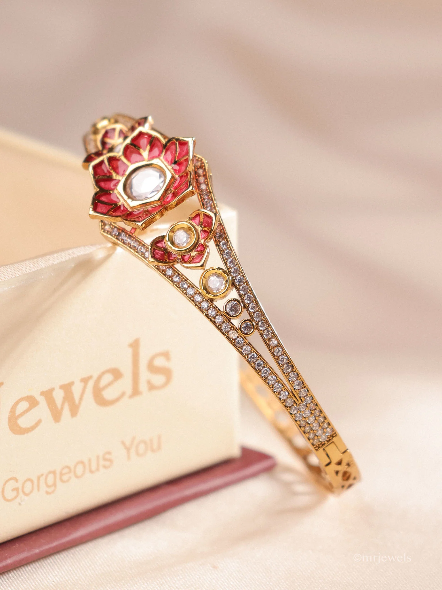 Polki Floral Bracelet - Image 4