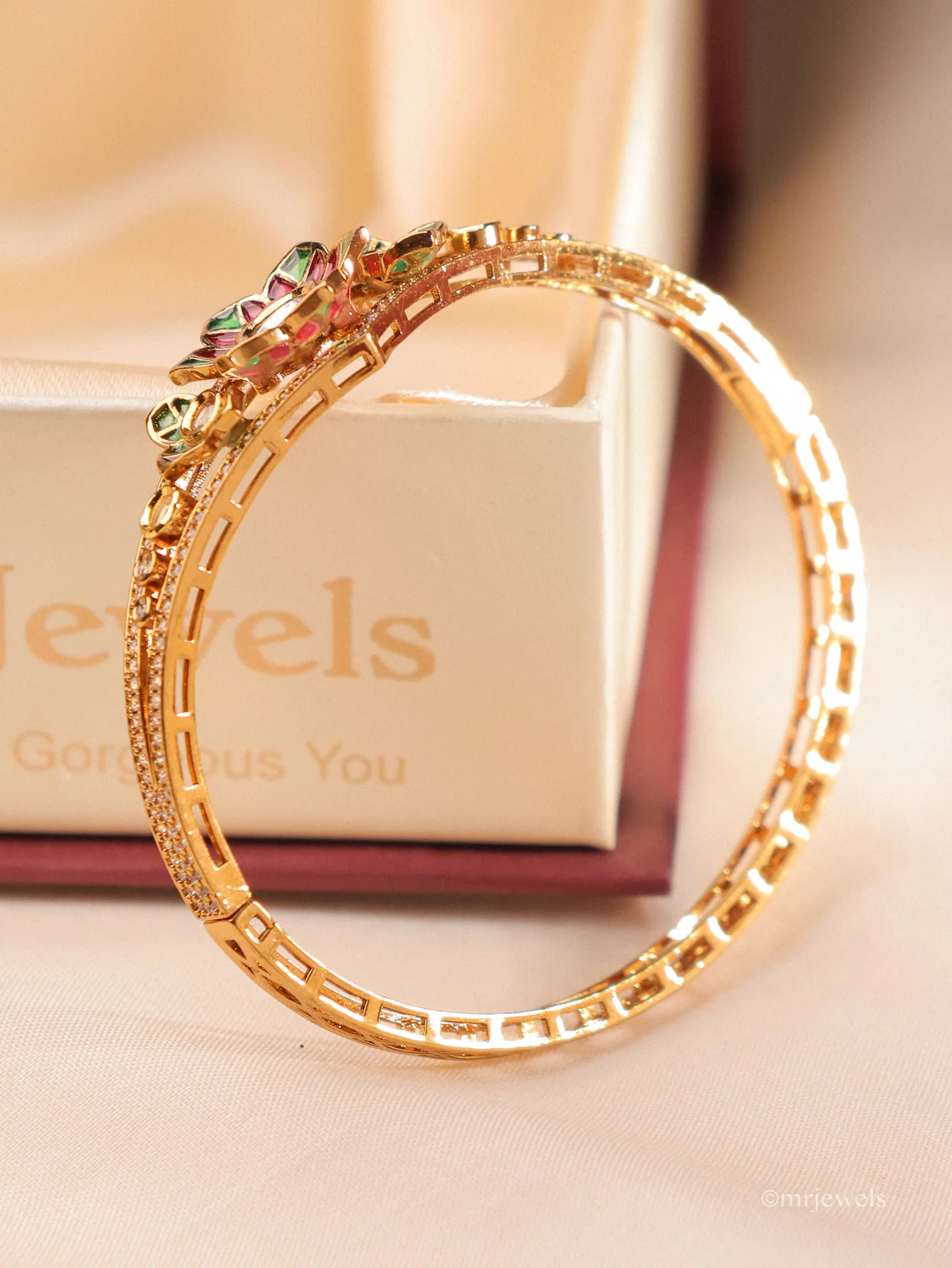 Polki Floral Bracelet - Image 5