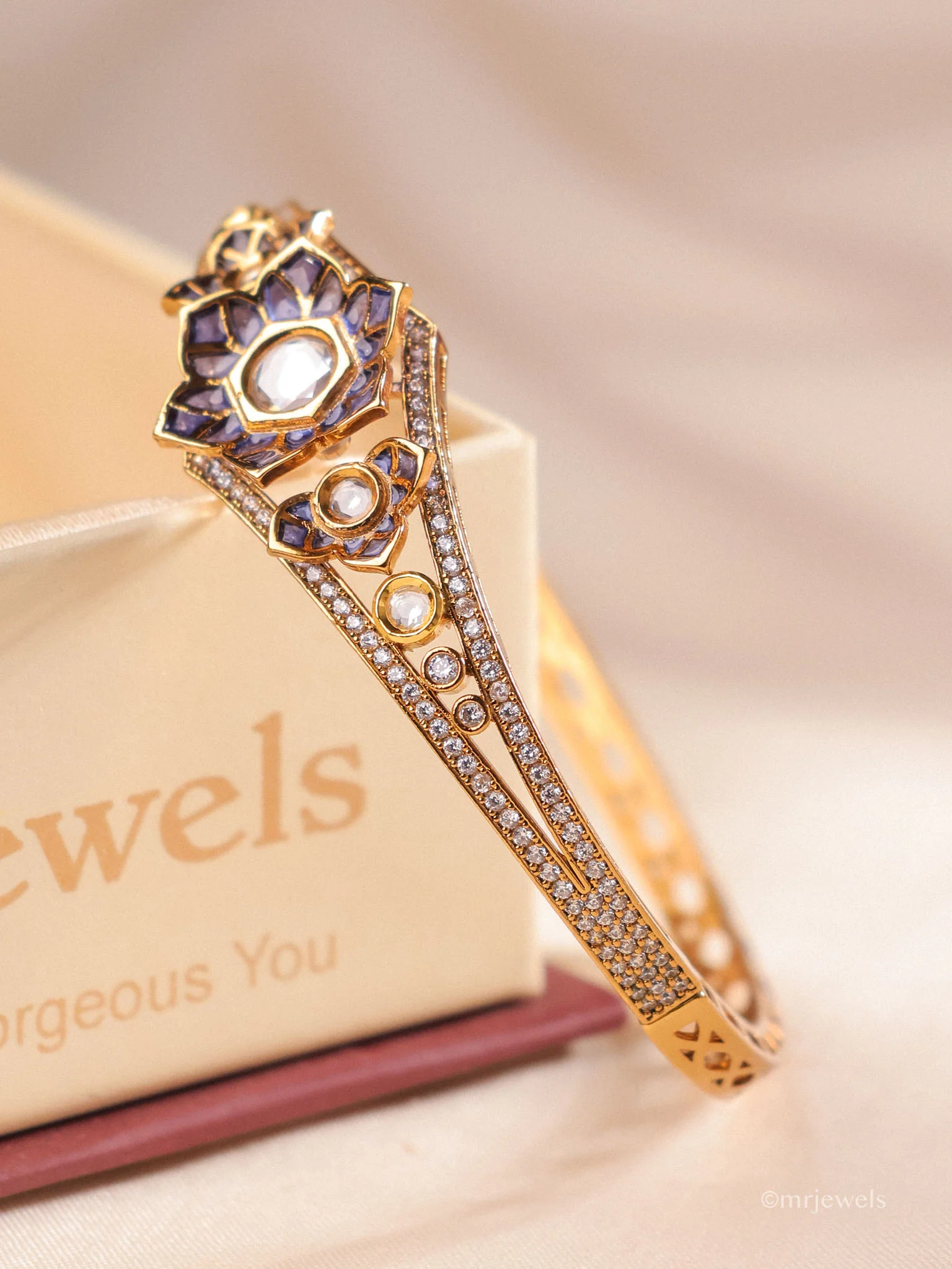 Polki Floral Bracelet - Image 7