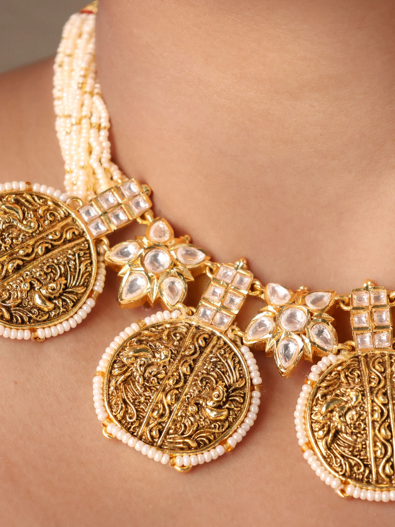 Rajmudra Riwaayat Kundan Necklace Set - Image 2