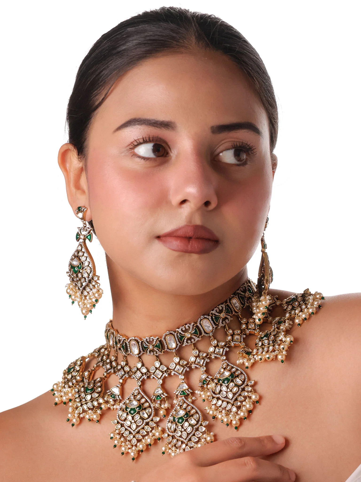 Rajwada  Kundan  Bridal Set – Grand Choker with Pearls ; Chand Bali Earrings - Image 4