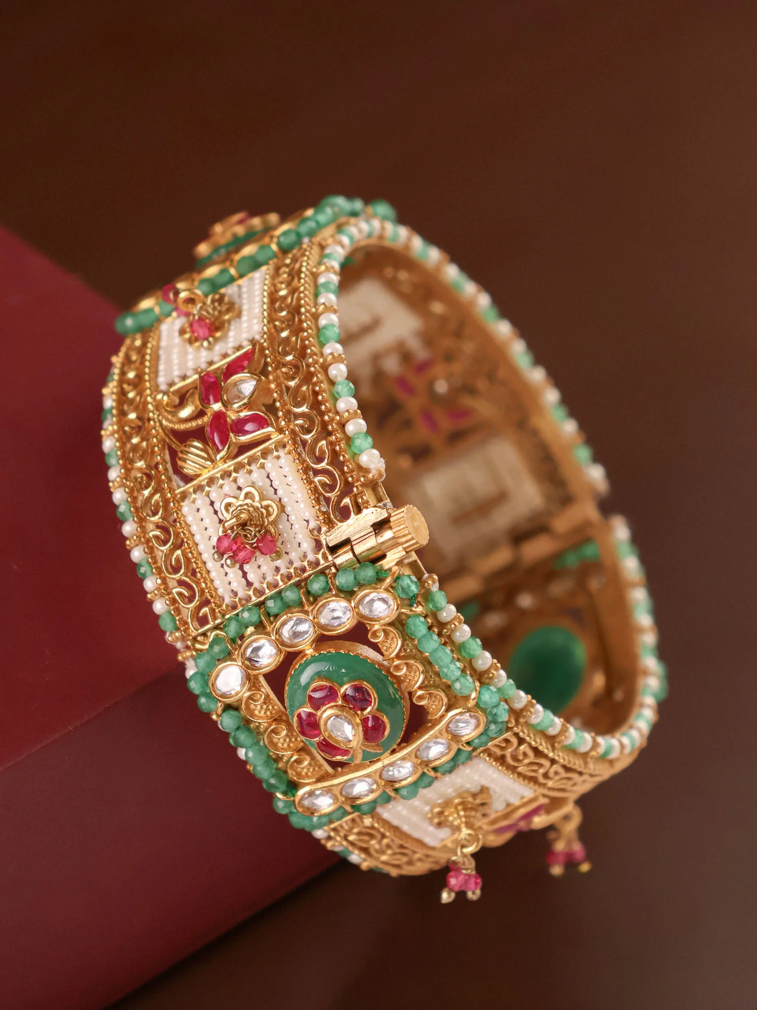 Ratna Riwaayat Heritage Kundan Kada