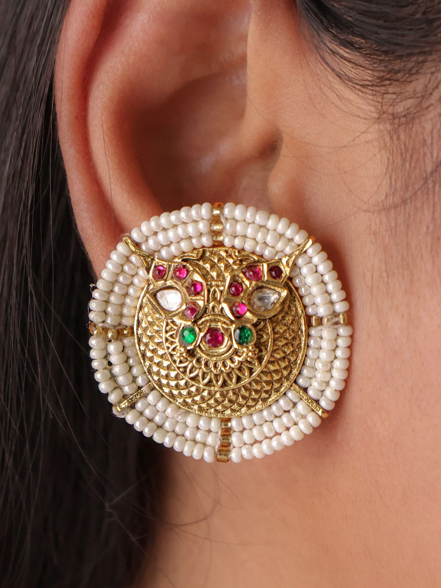 Ravia Pearl Kundan Stud Earrings - Image 2