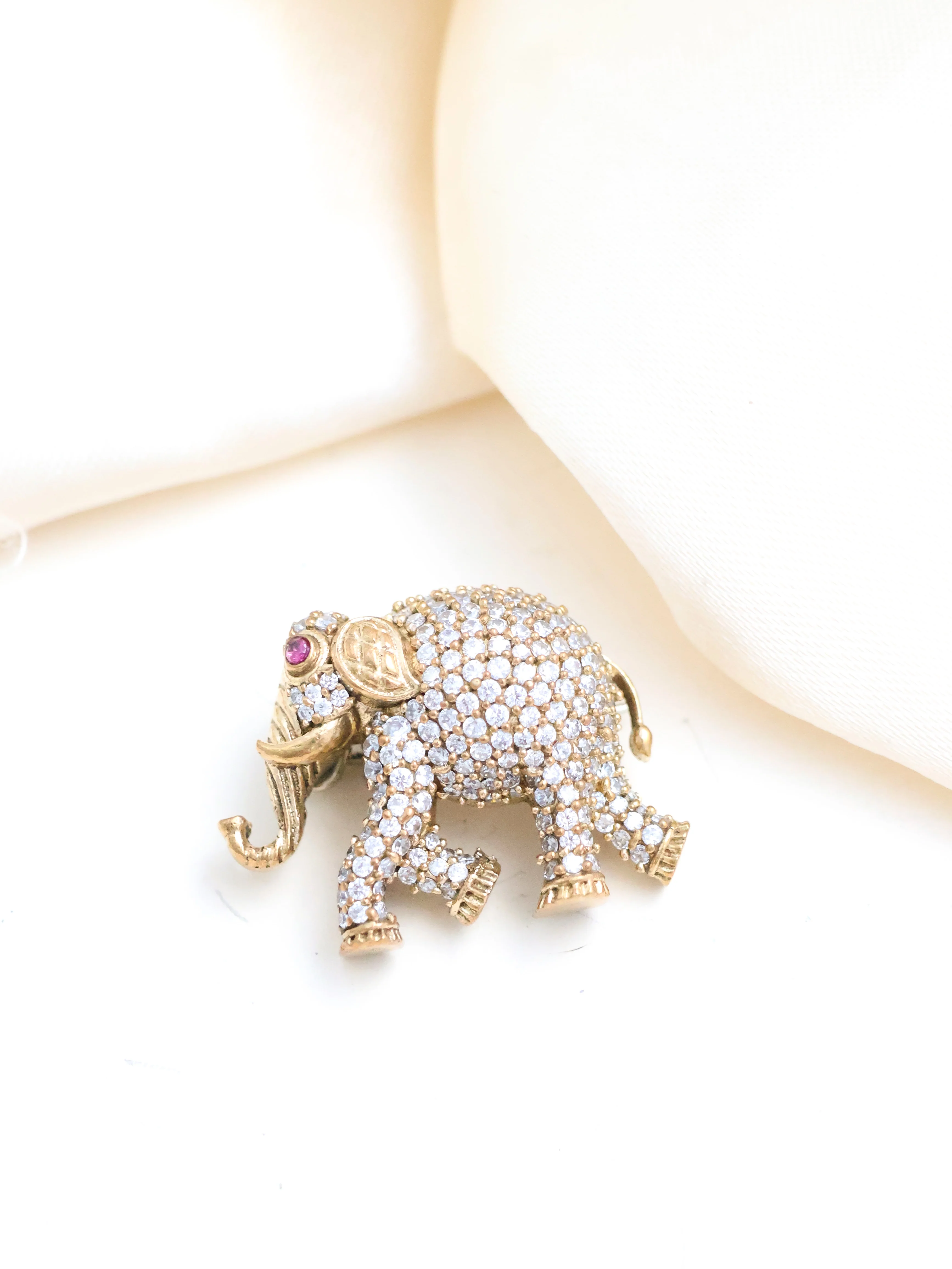 Regal Elephant Statement Brooch - Image 3