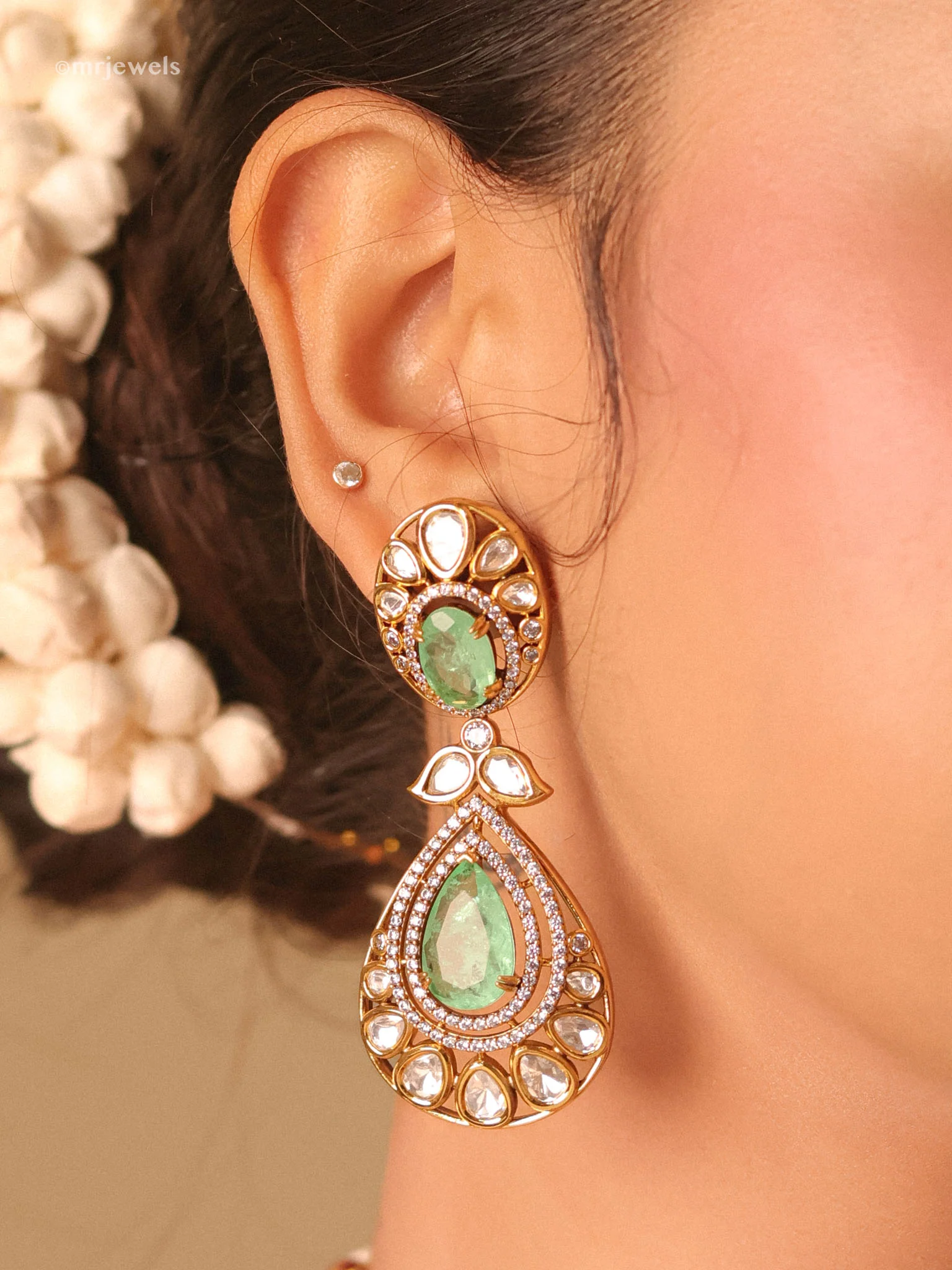 Regal Zevera Kundan Statement Set with matching earrings - Image 3
