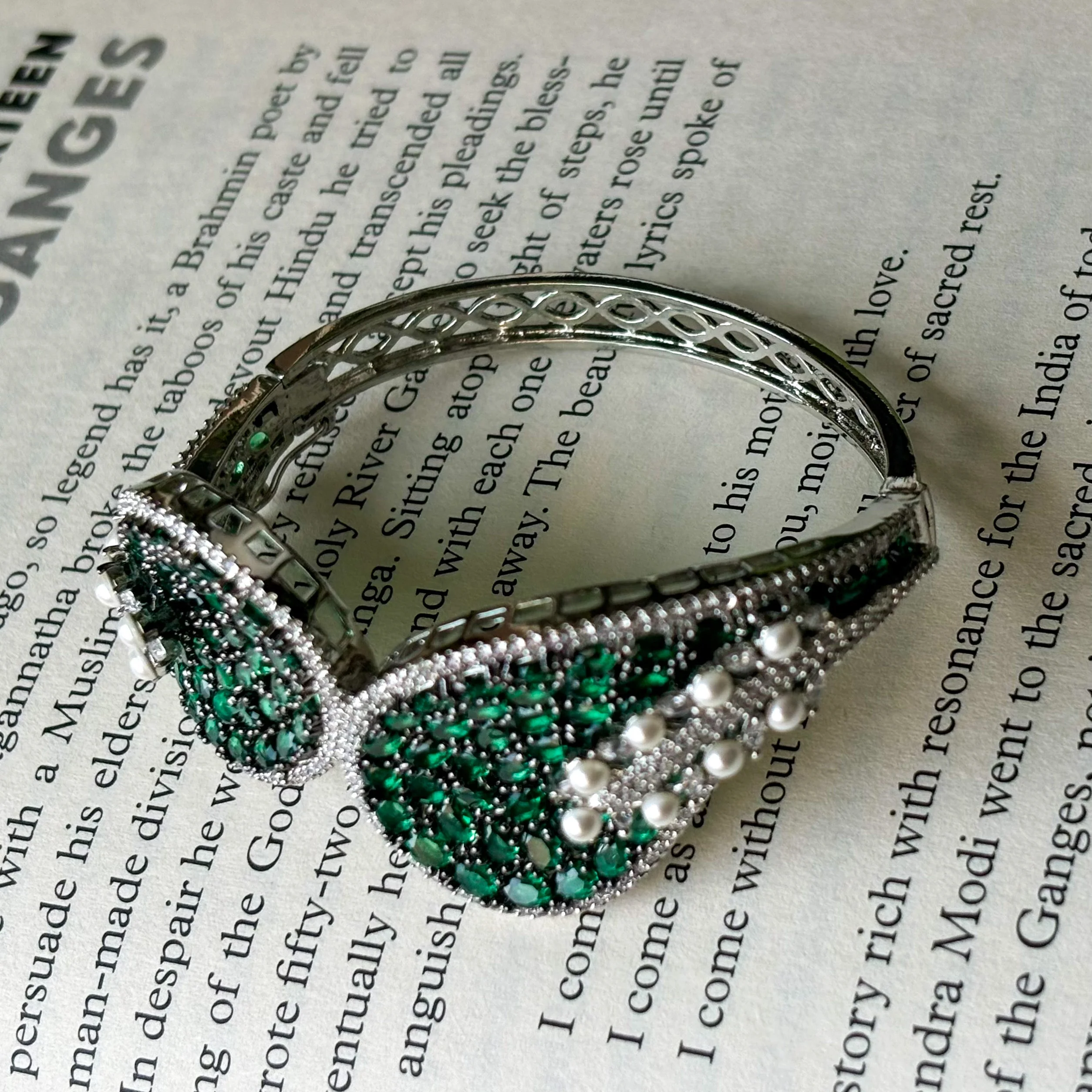 Rose Cut Diamond Statement Bracelet Openable - Image 2