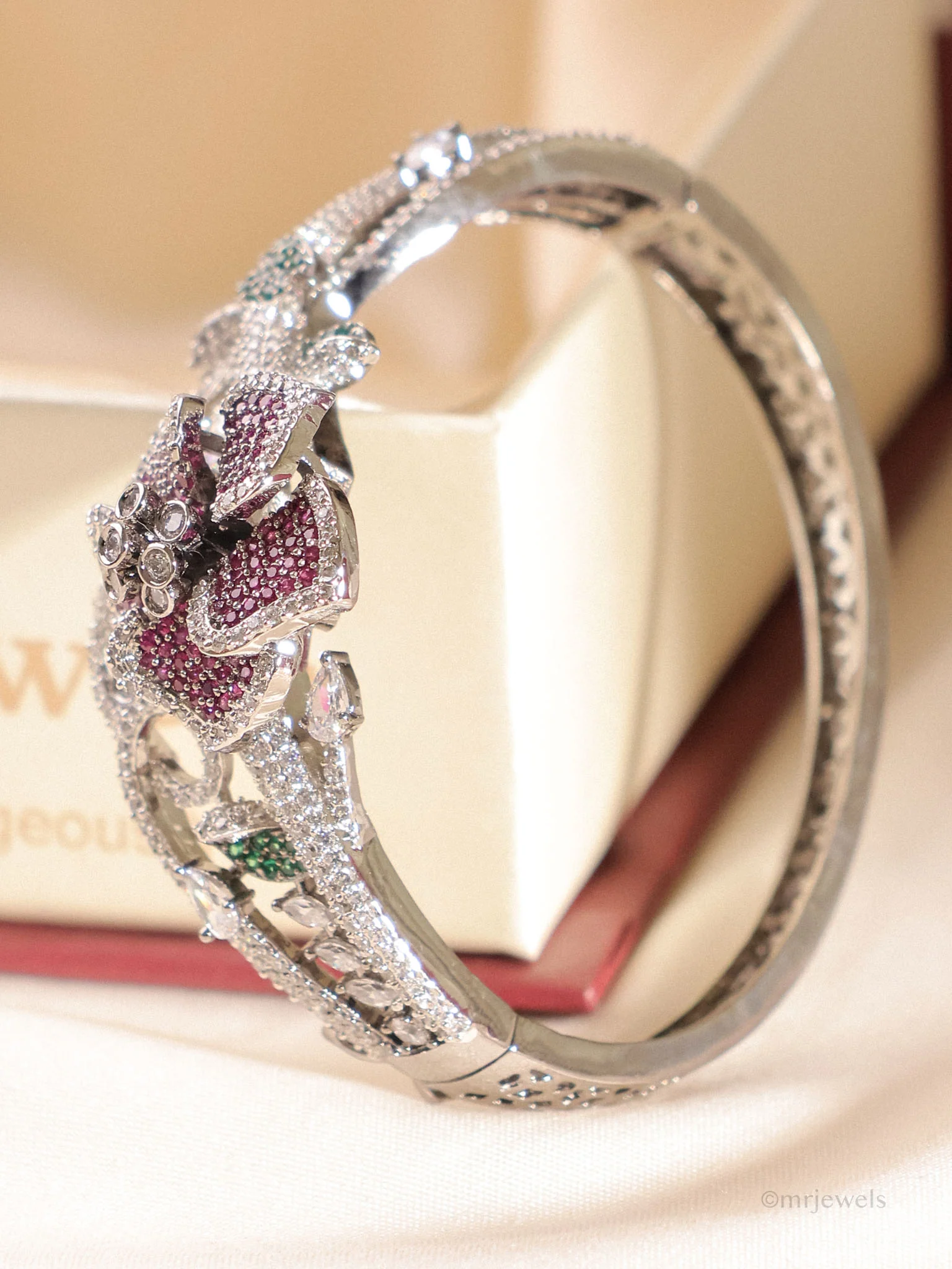 Roselle Éclat Diamond Kada - Image 2