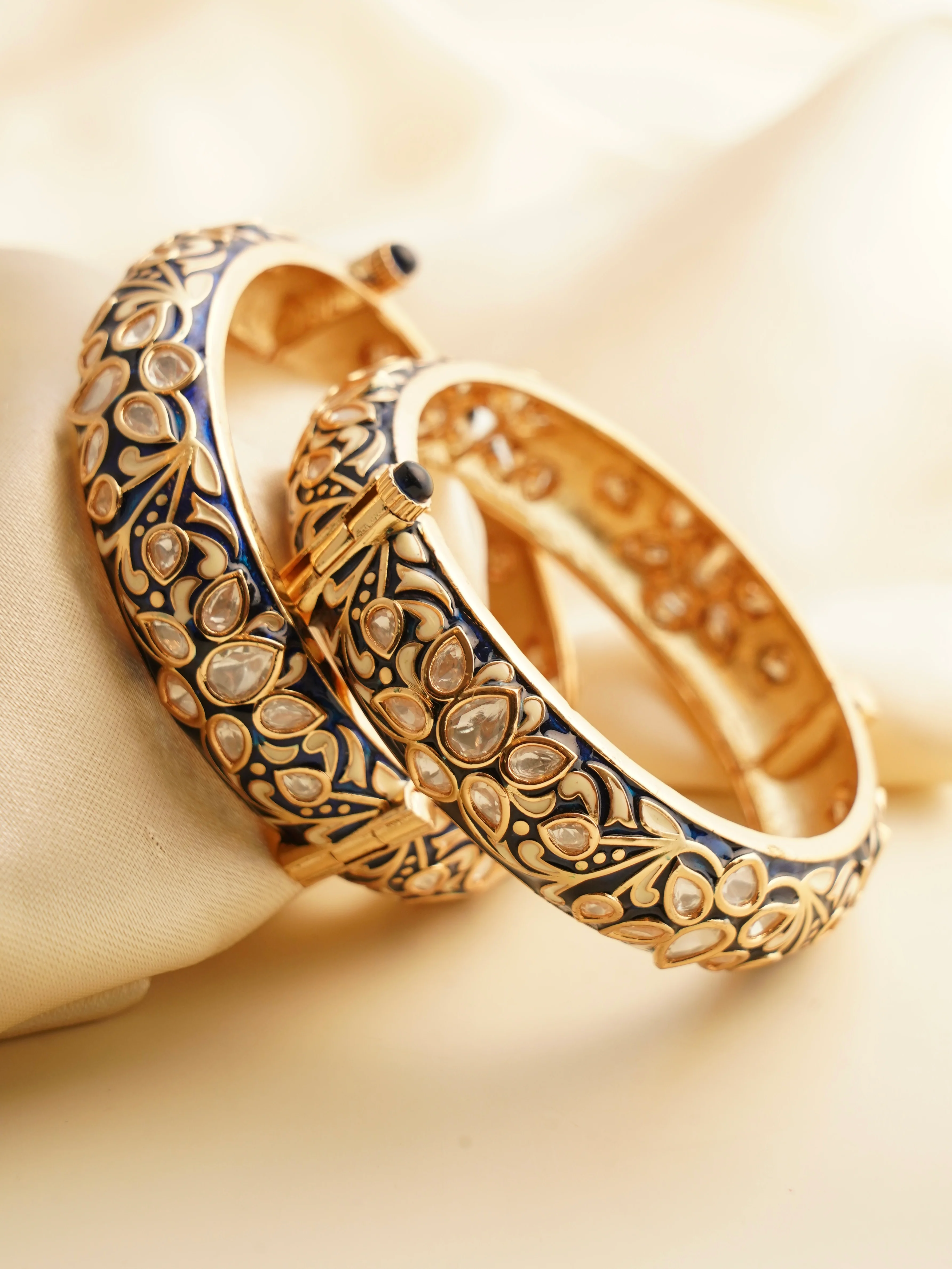 Meenakari Polki Gold Kada Openable - Image 3