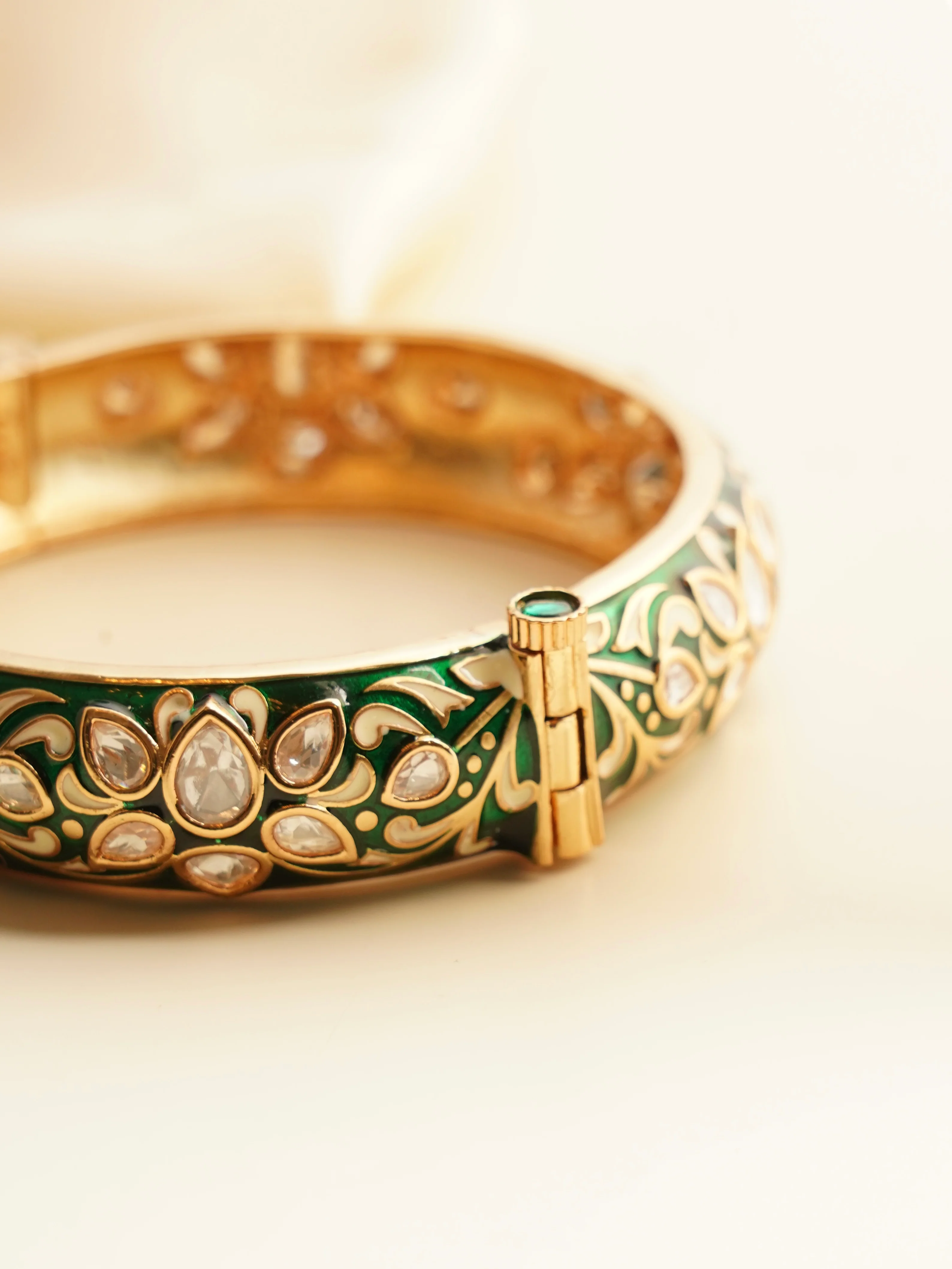 Meenakari Polki Gold Kada Openable - Image 4
