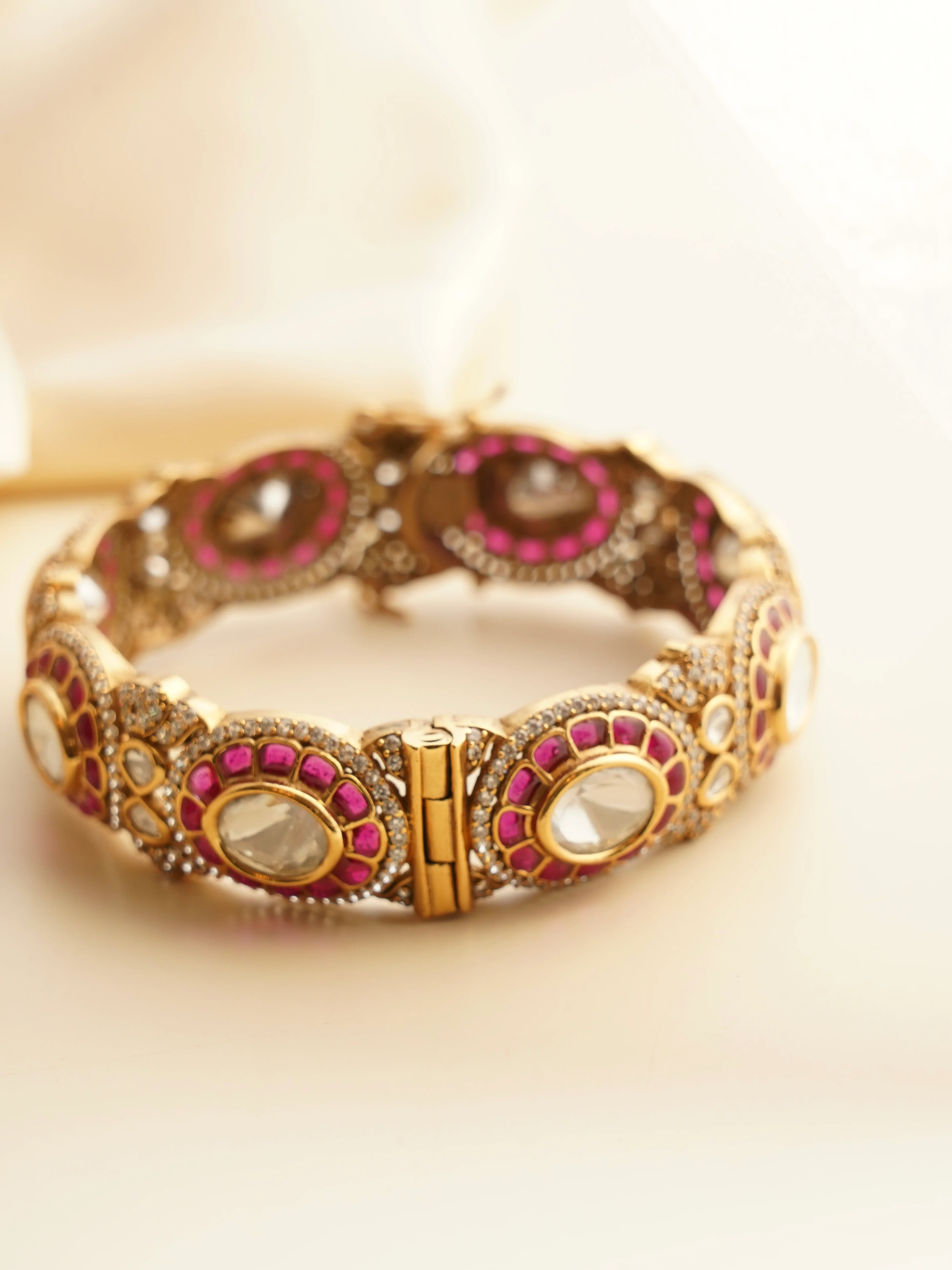 Empress Polki Kundan Kada – Openable - Image 4