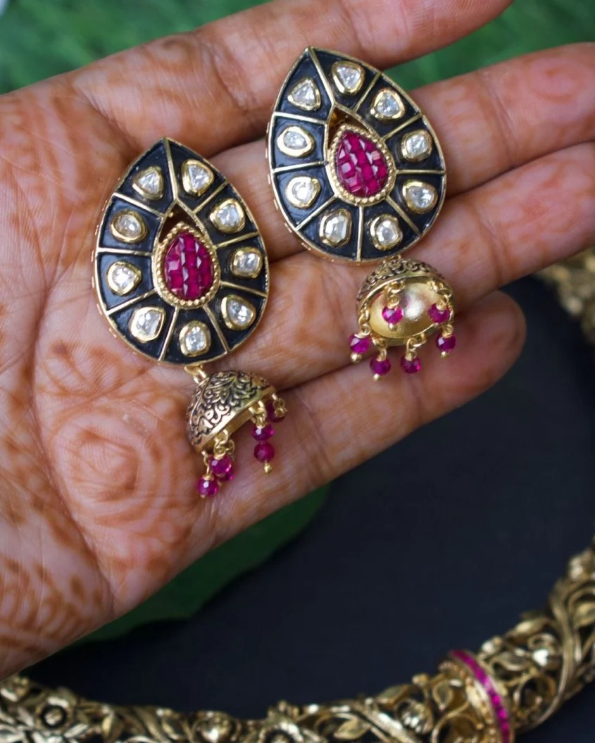 Royal Kundan Ruby Teardrop Hasli  Set - Image 4