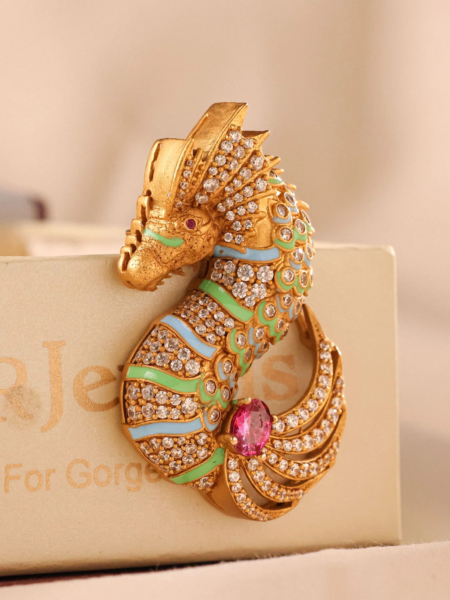 Royale Seahorse Brooch