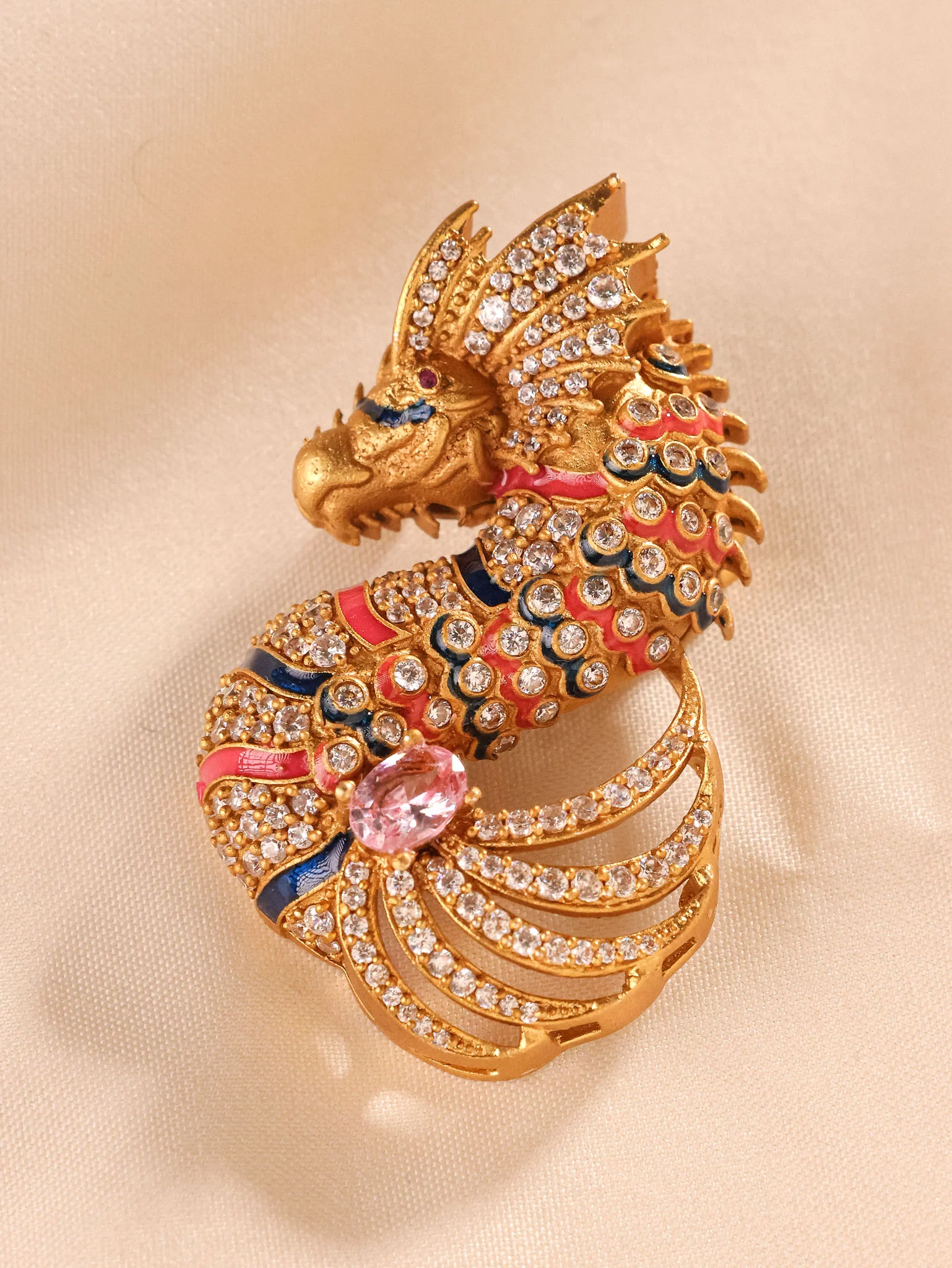 Royale Seahorse Brooch - Image 14