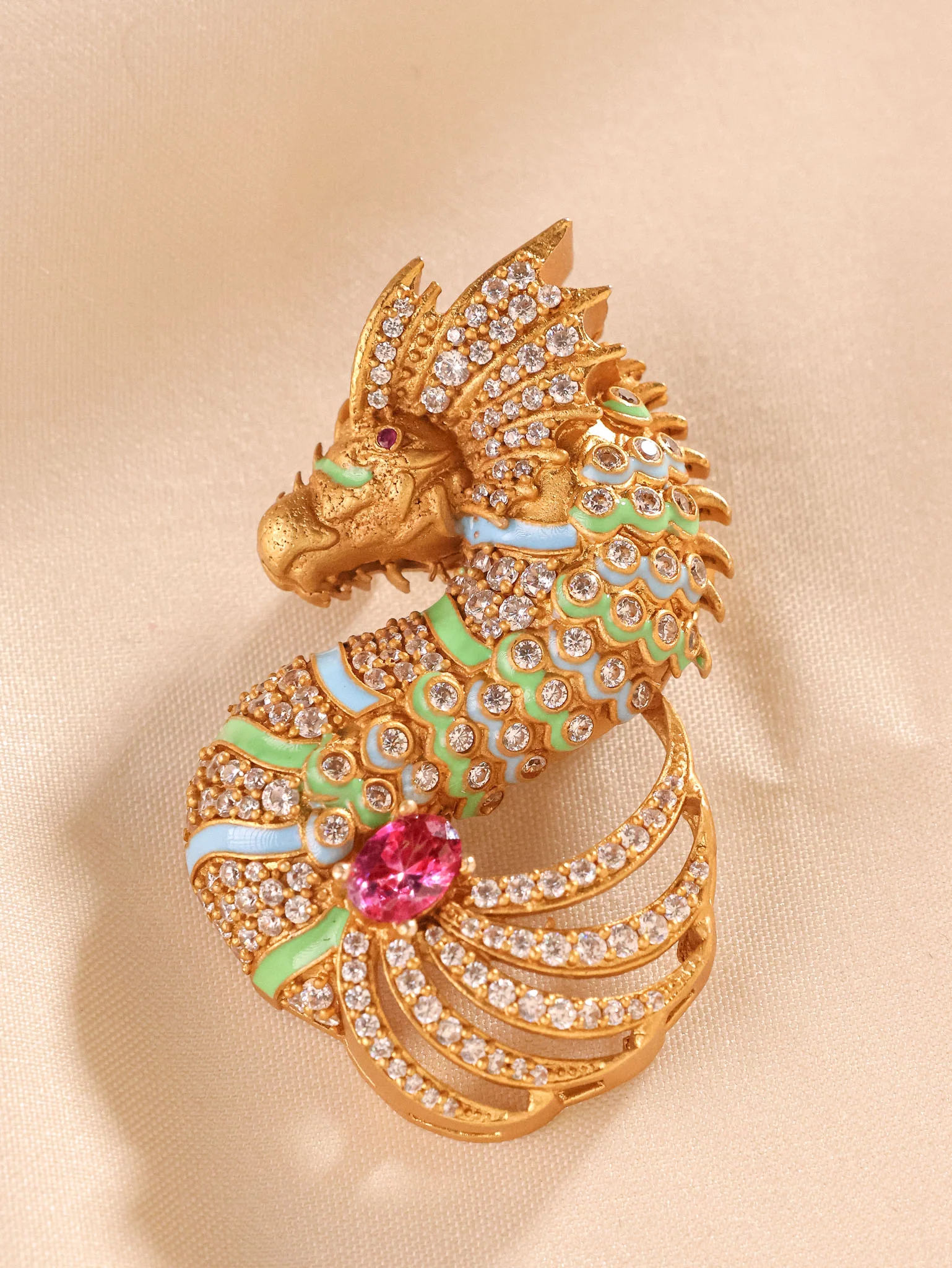 Royale Seahorse Brooch - Image 3
