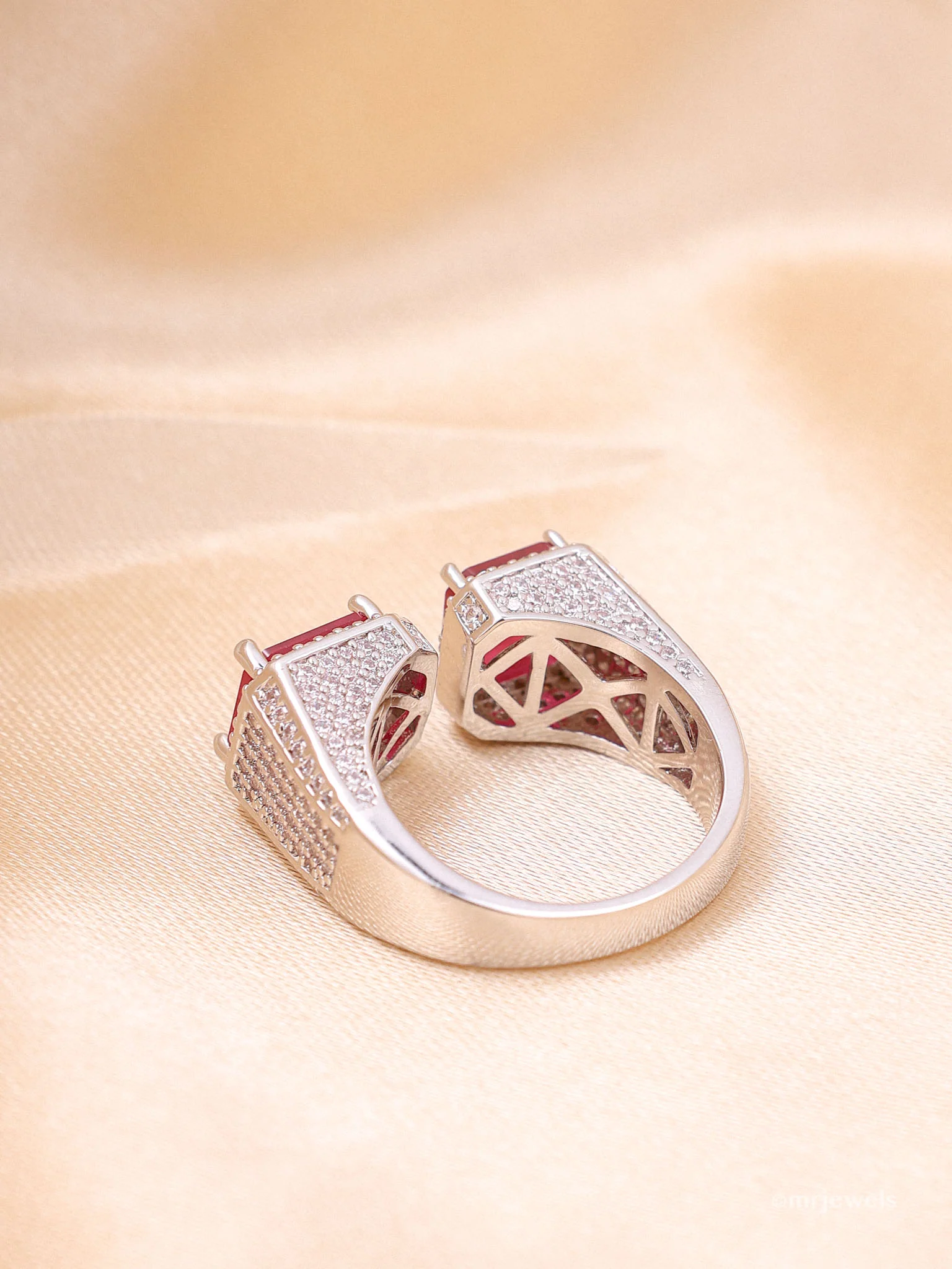 Ruby Emerald Statement Ring - Image 5