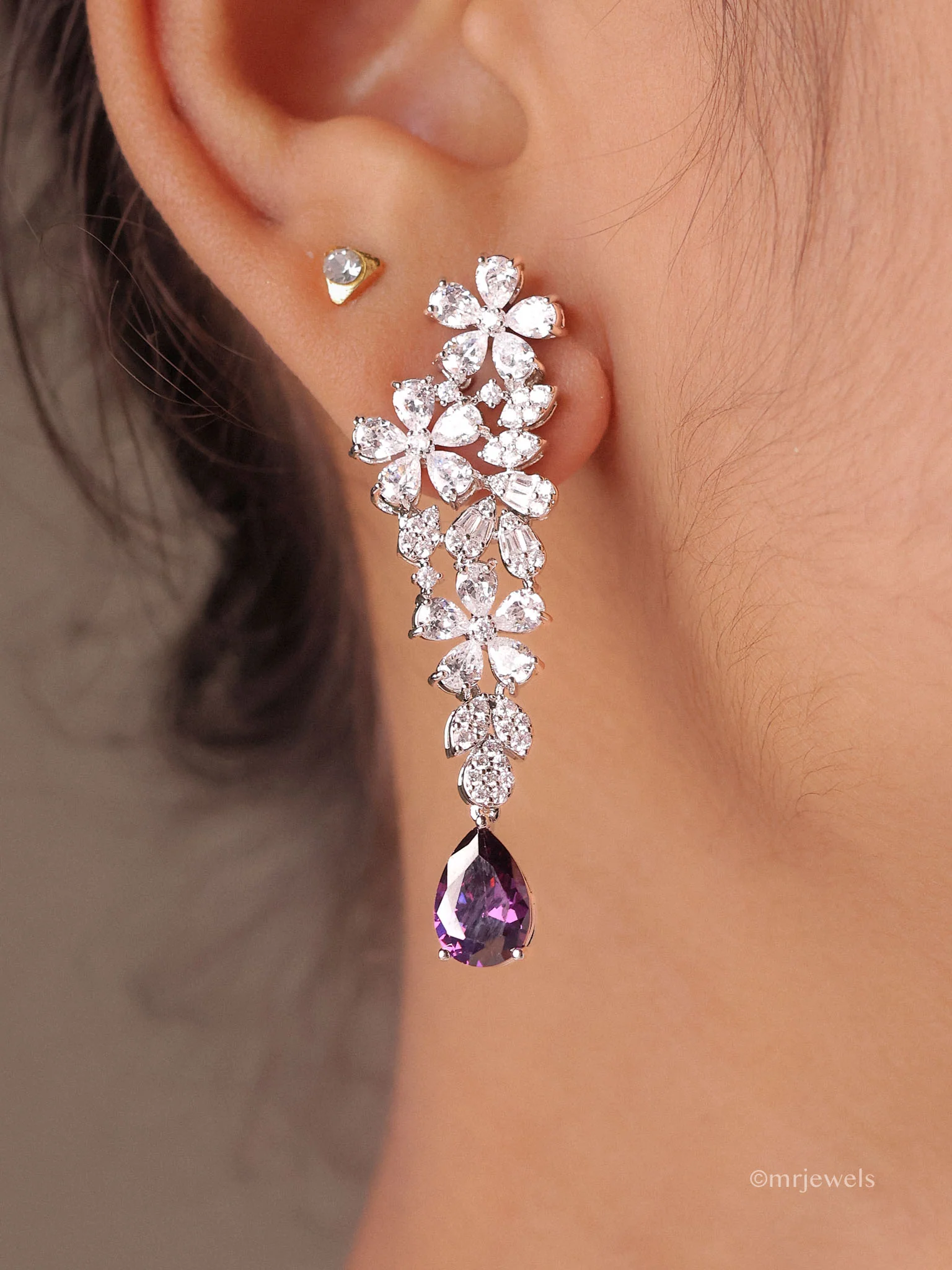 Teardrop Diamond Necklace Set - Image 7