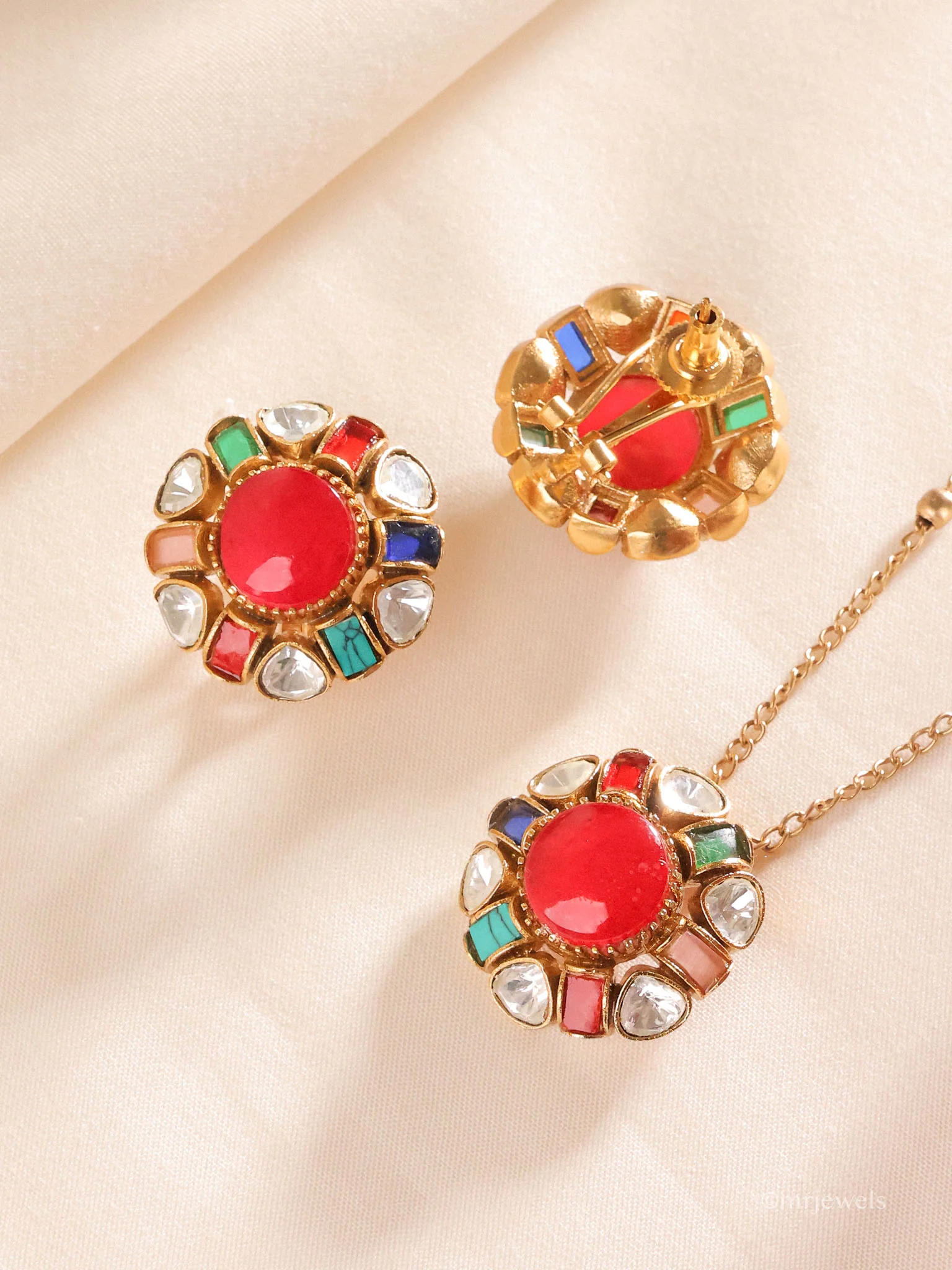 Ruvya Multicolor Polki Pendant Set