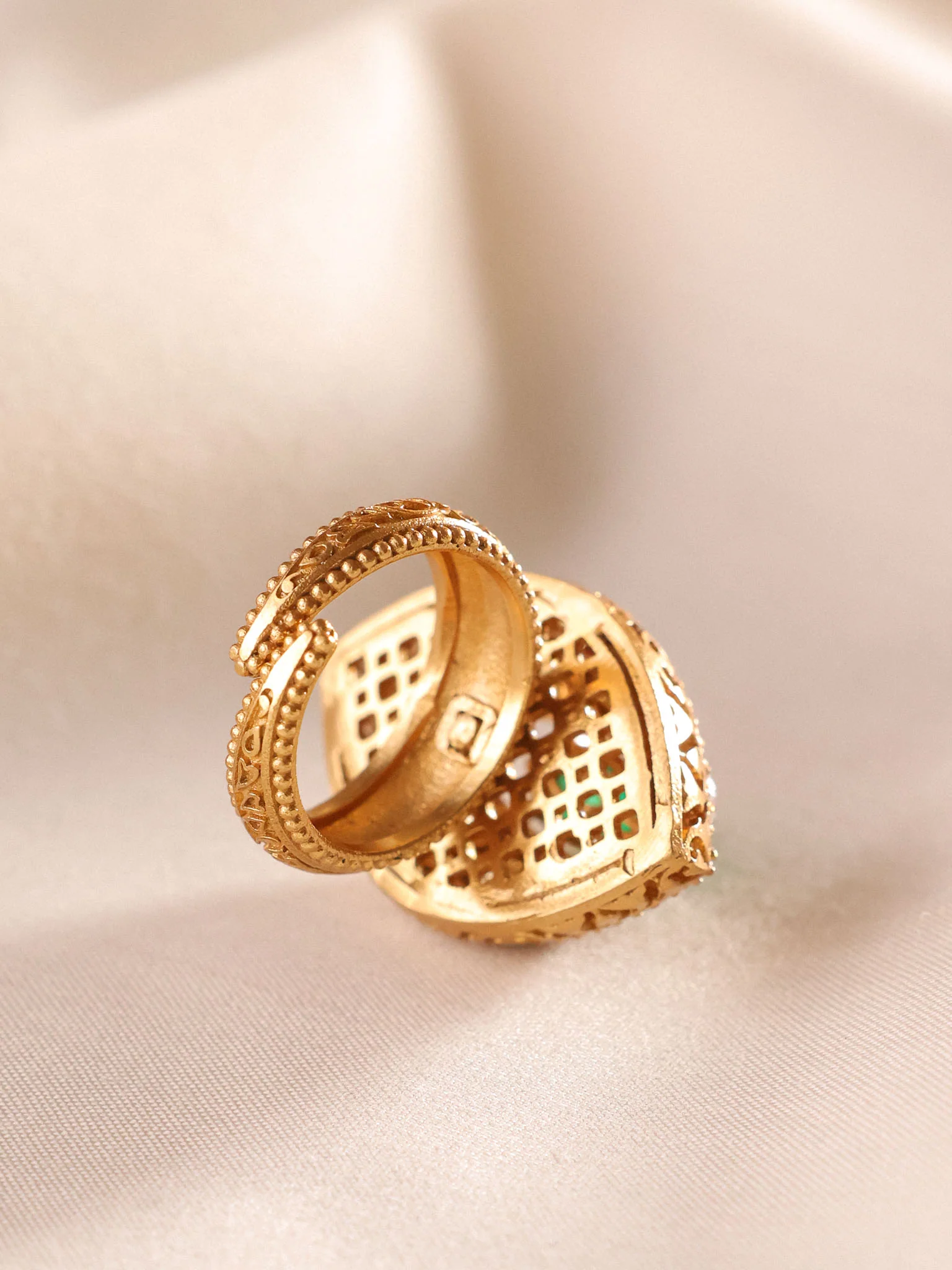 Saanjh Ratna Moissanite Ring - Image 5