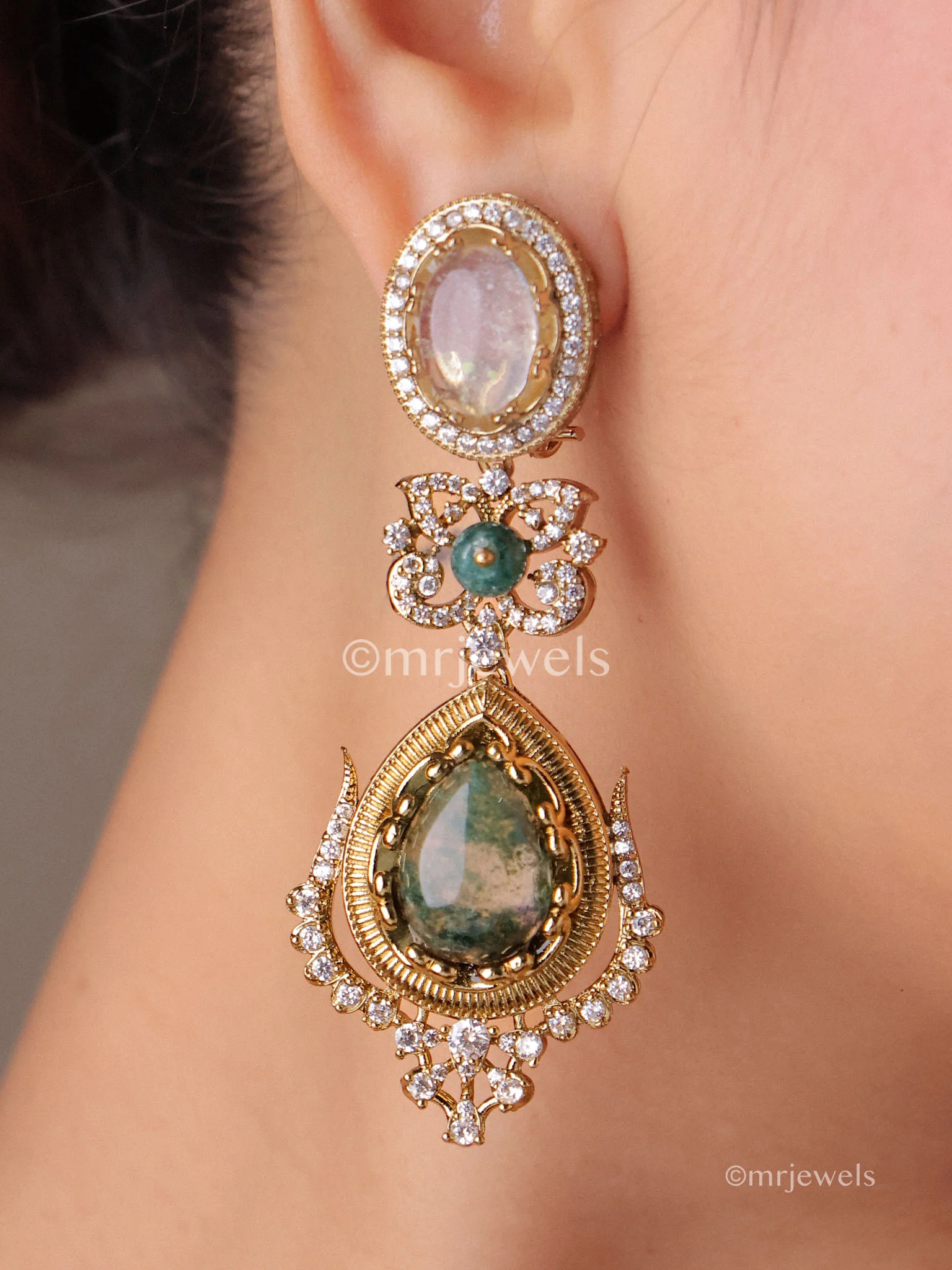 Sabhya Inspired Heritage  Kundan Necklace Set - Image 3