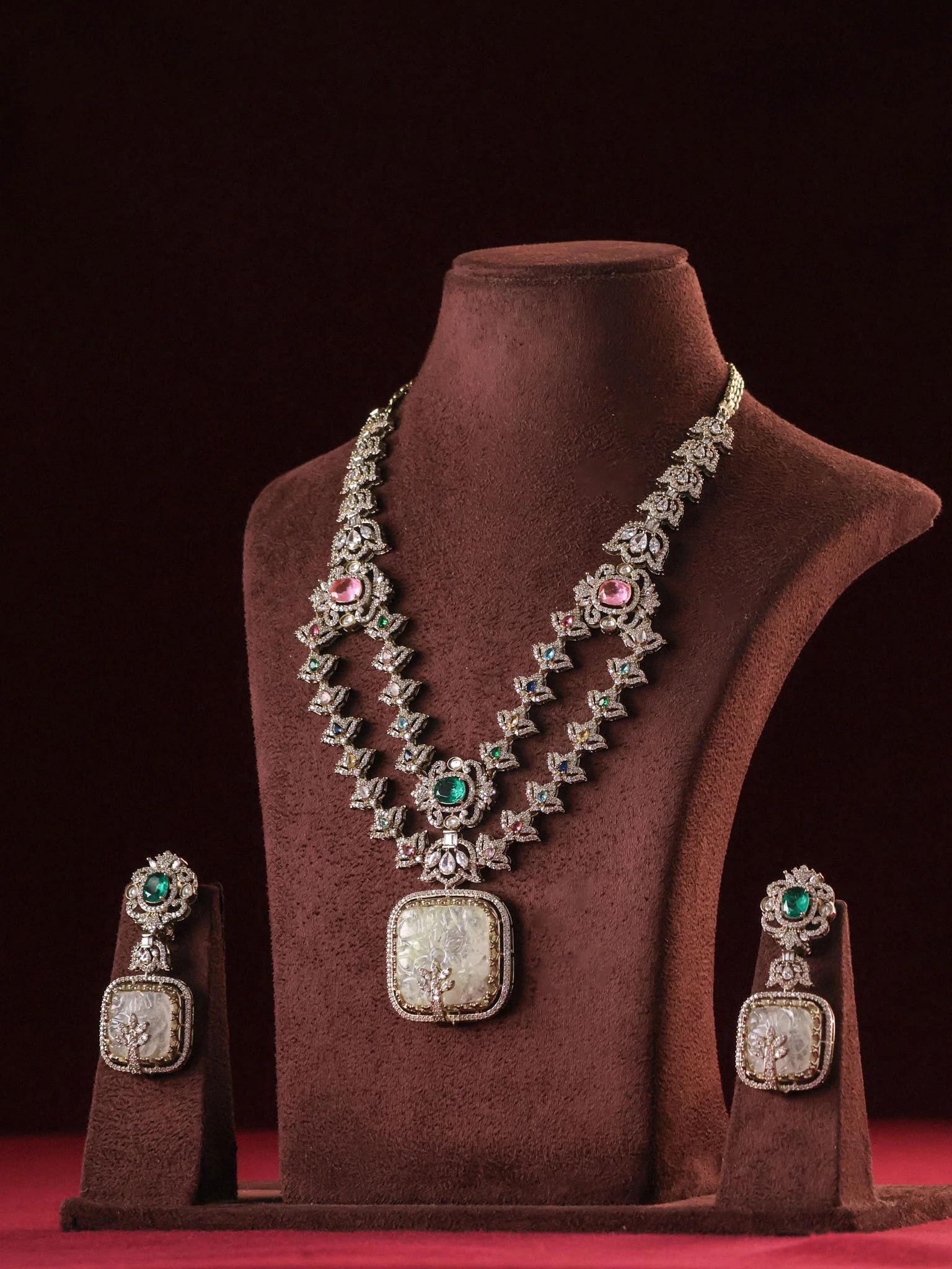 Sabhya Vintage Statement Necklace set