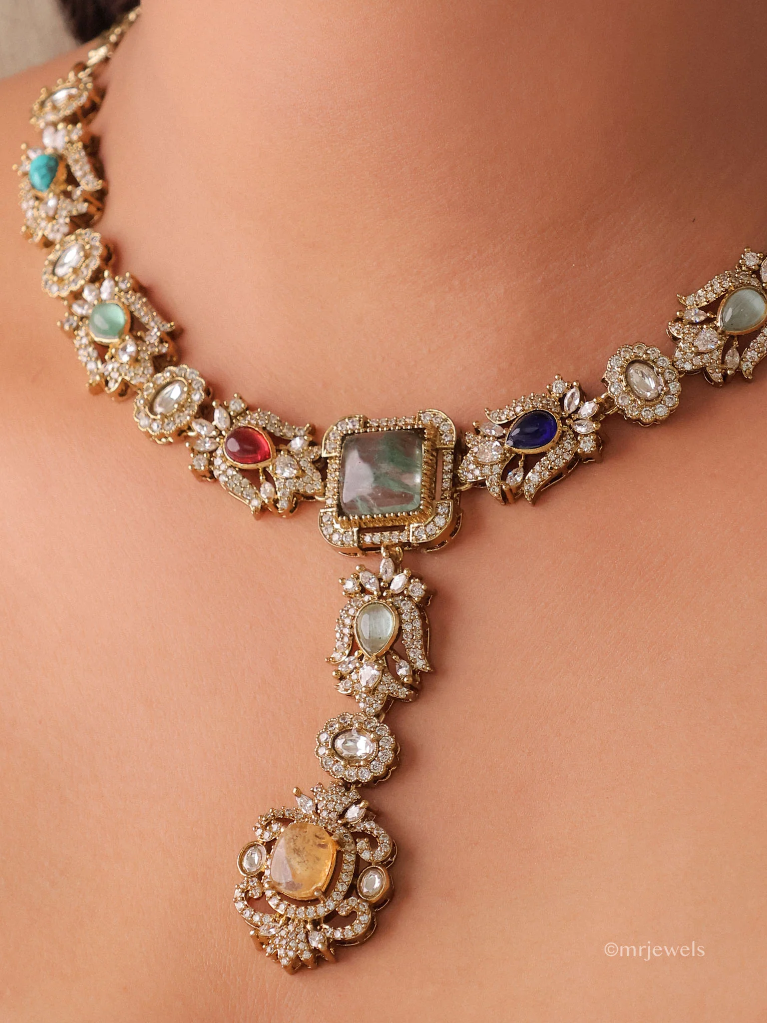 Sahiba Antique Sabhya Necklace Set - Image 3