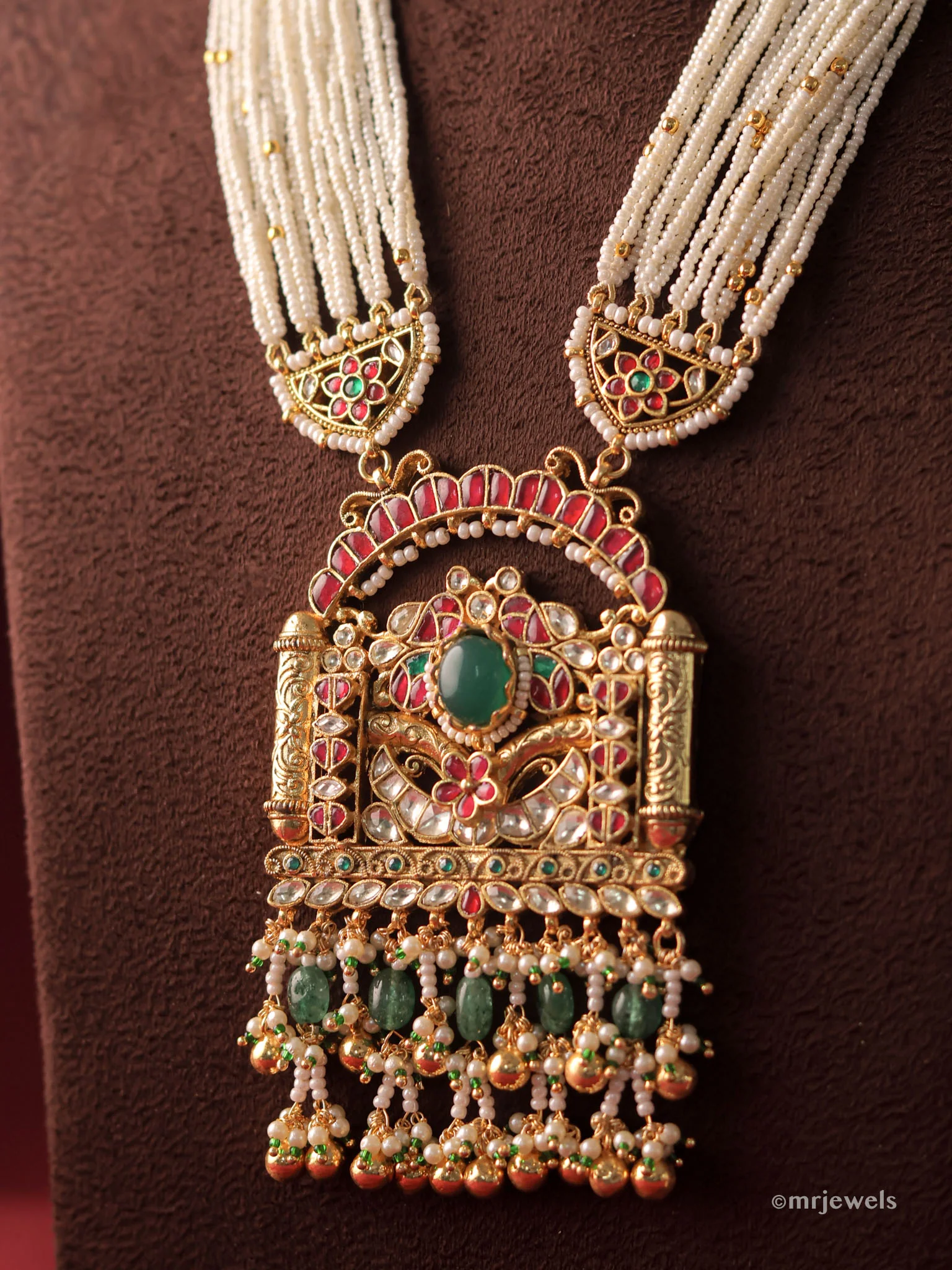 Saya Emerald Kundan Pearl Long Heritage Set - Image 2