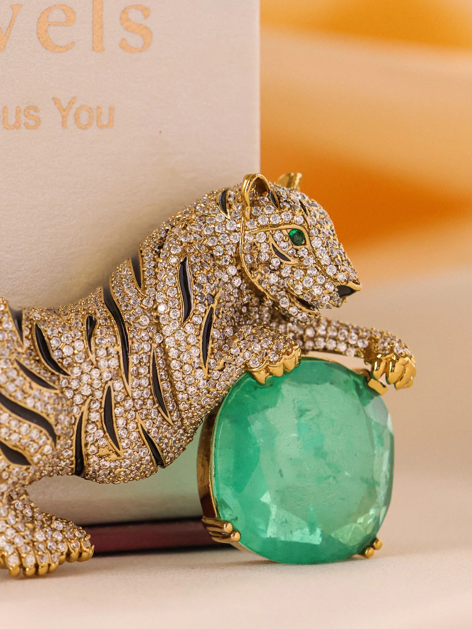 Shera Royale Emerald Brooch - Image 6