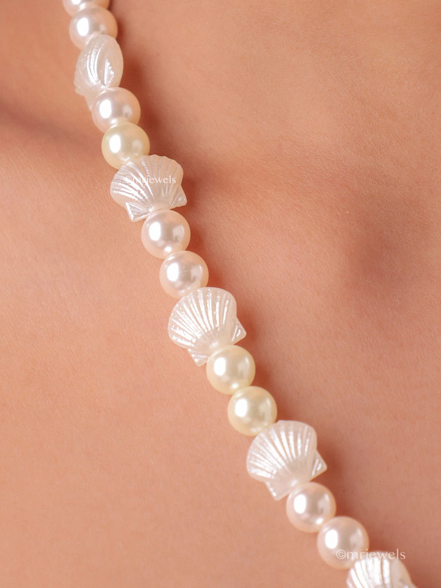 Sparkling Blue Pearl Necklace - Image 3