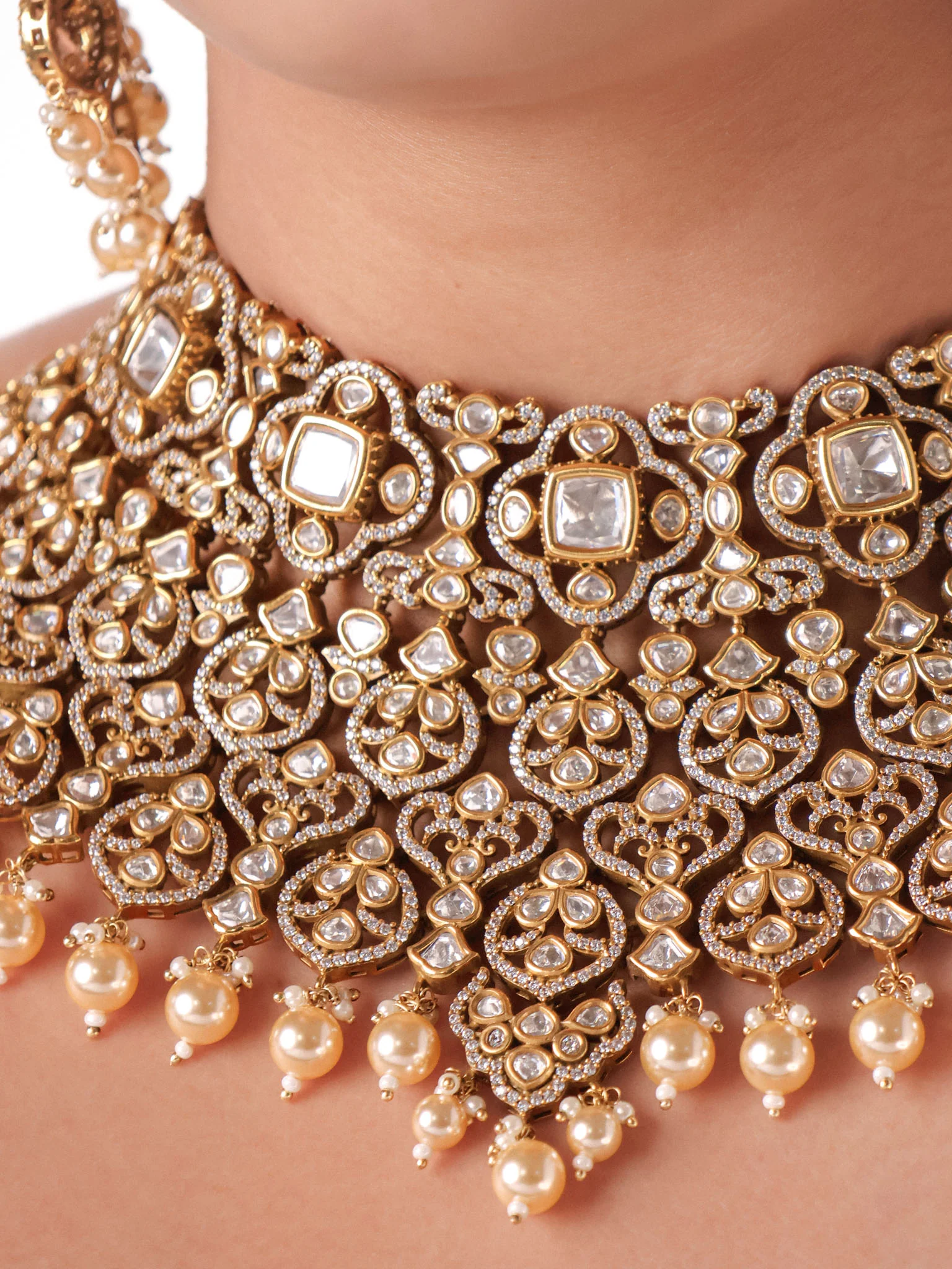 Statement  Bridal Kundan Choker Set - Image 2