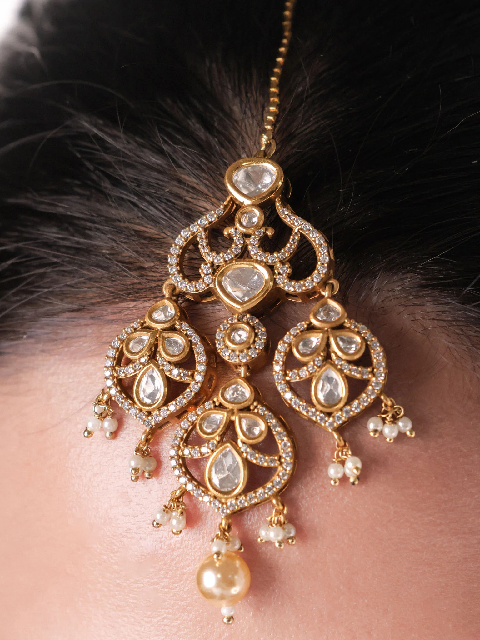 Statement  Bridal Kundan Choker Set - Image 4