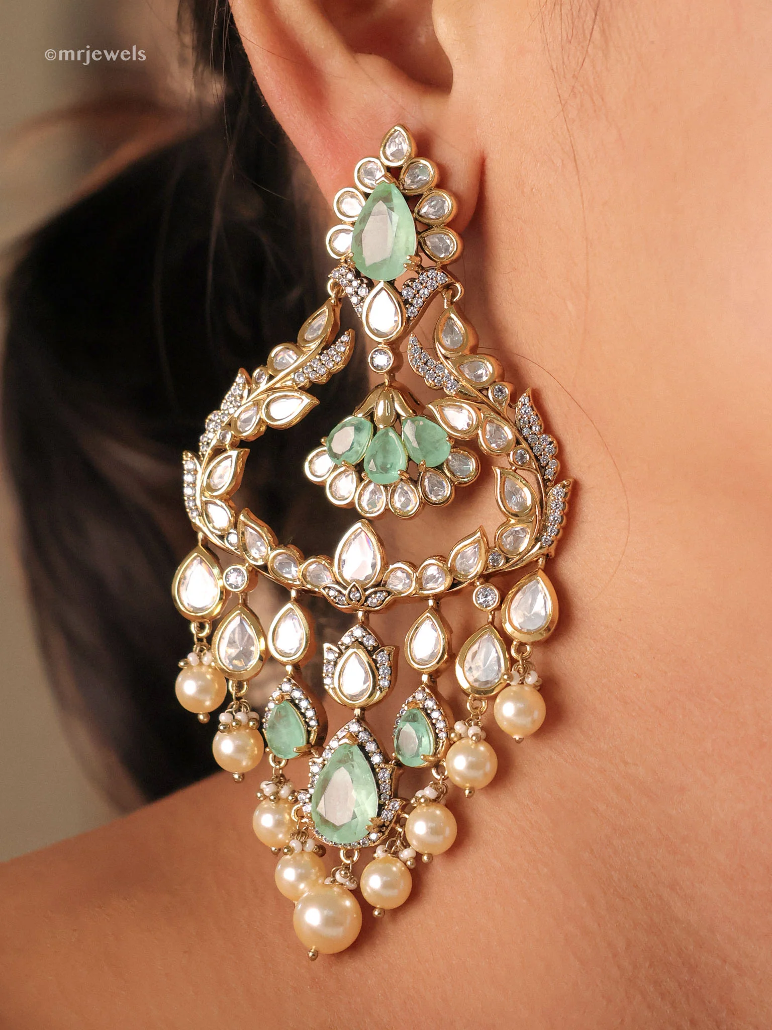 Statement Chandbaalis with tear-drops - Image 4